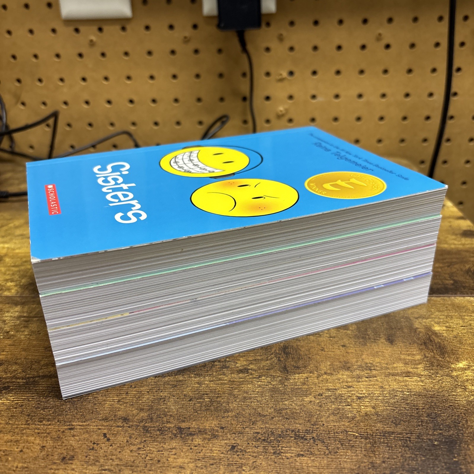 Raina Telgemeier Collection by Raina Telgemeier (2018, Quantity Pack)
