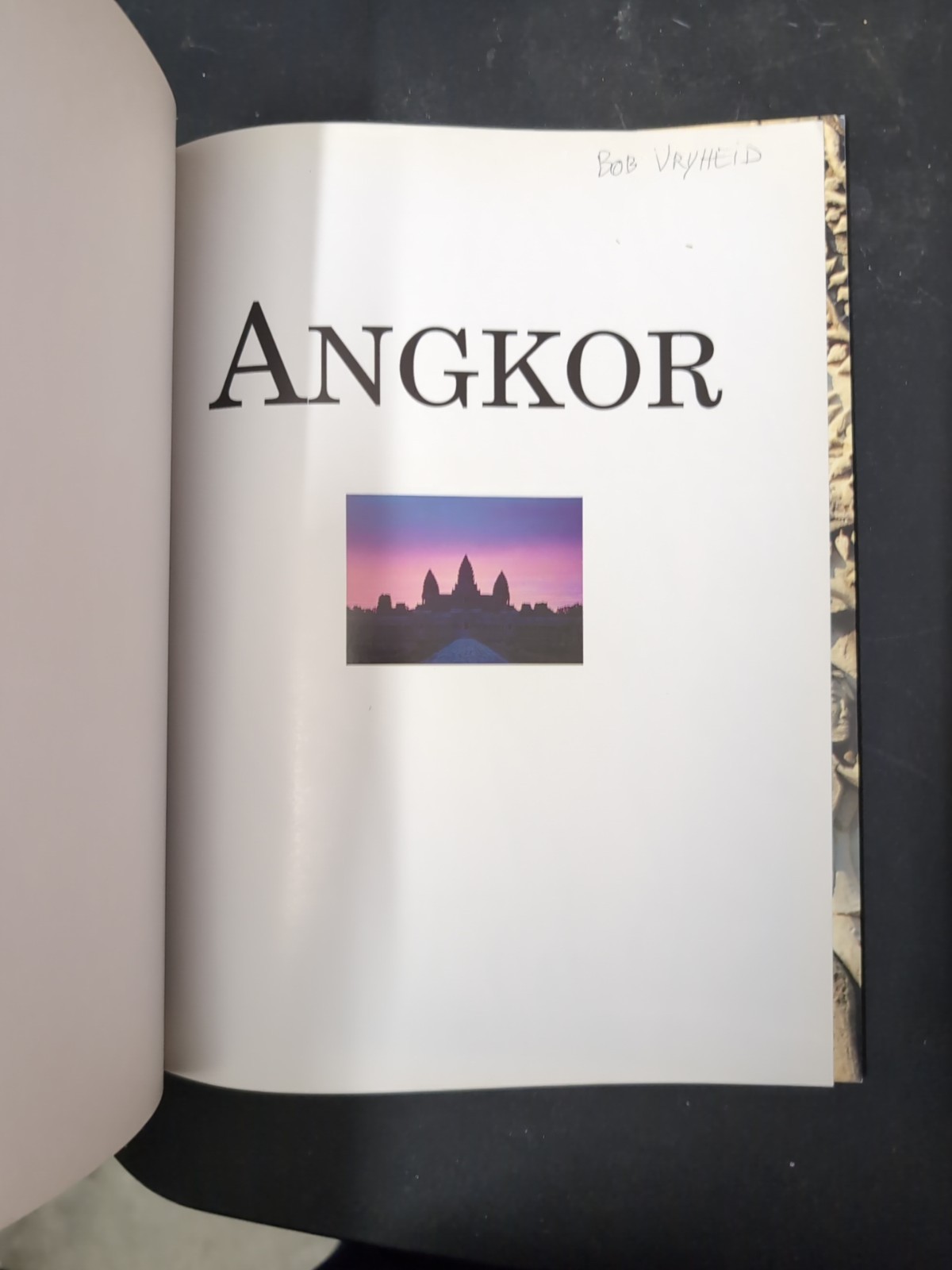 A Golden Souvenir of ANGKOR By Michael Freeman TPB 1992 Printing Booklet Book