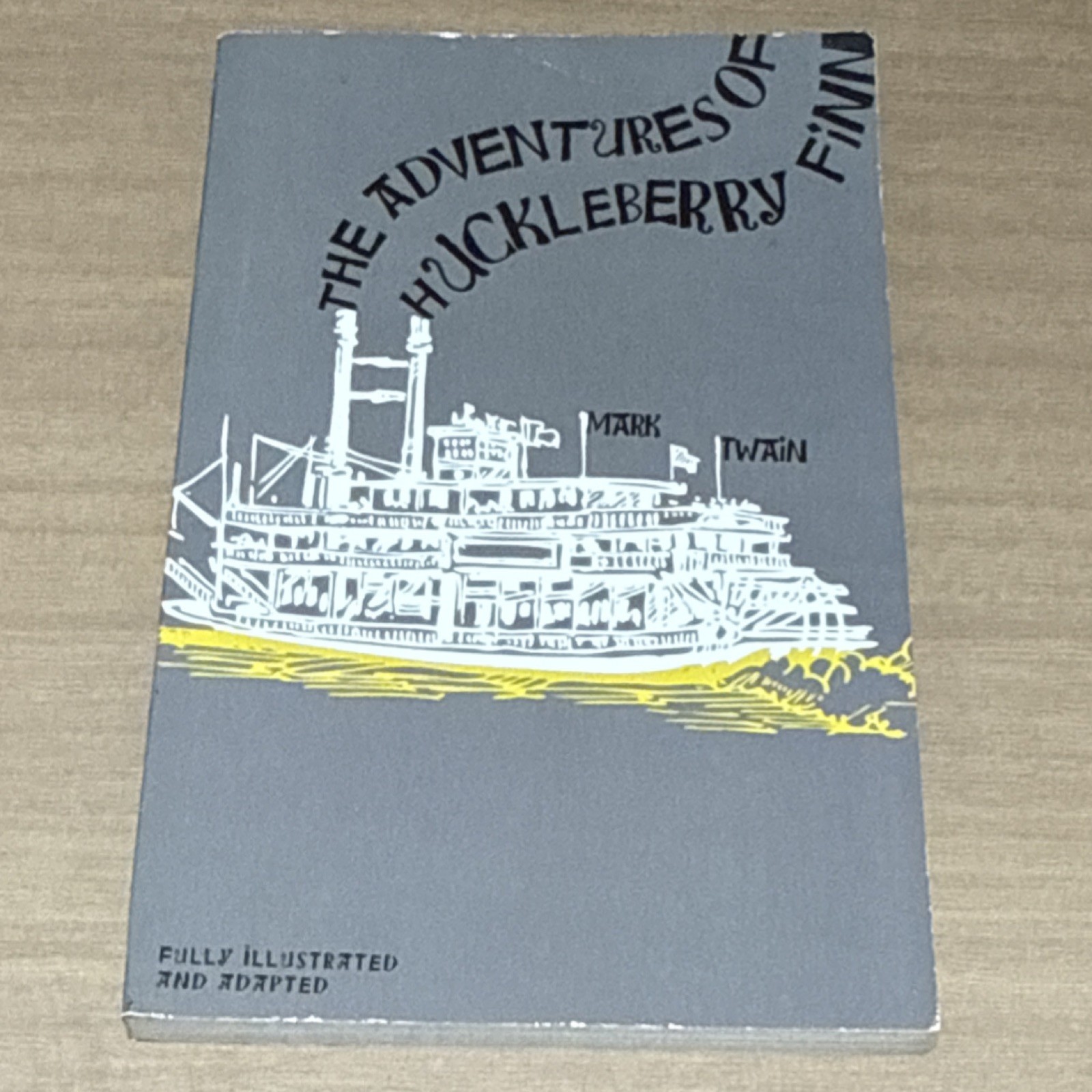 Bendon Publishing Adventures of Huckleberry Finn Mark Twain Paperback Illustrat…