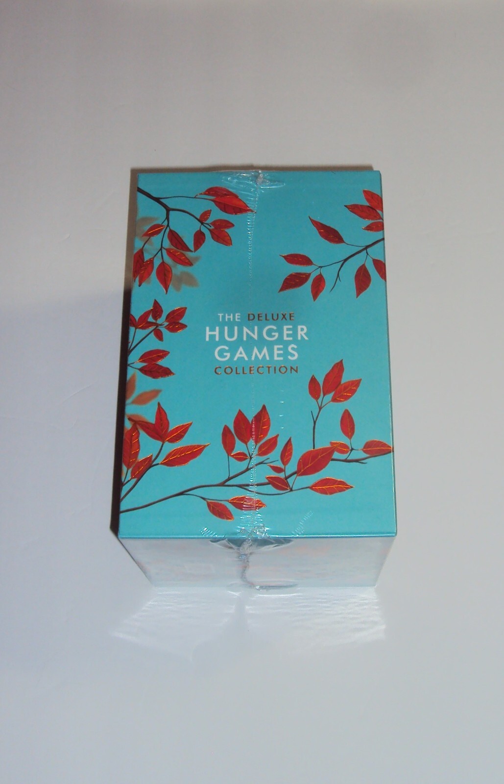 The Hunger Games Deluxe Collection – UK 4-Book Set by Suzanne Collins