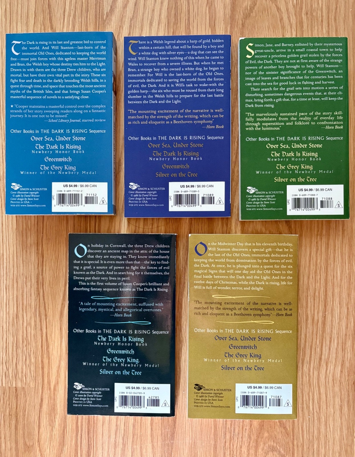 THE DARK IS RISING Sequence by Susan Cooper (1977, Quantity pack)