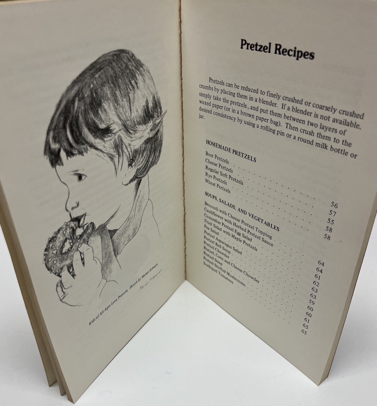 THE PRETZEL BOOK By Phyllis Raybin Emert Rare Paperback 152 Pages