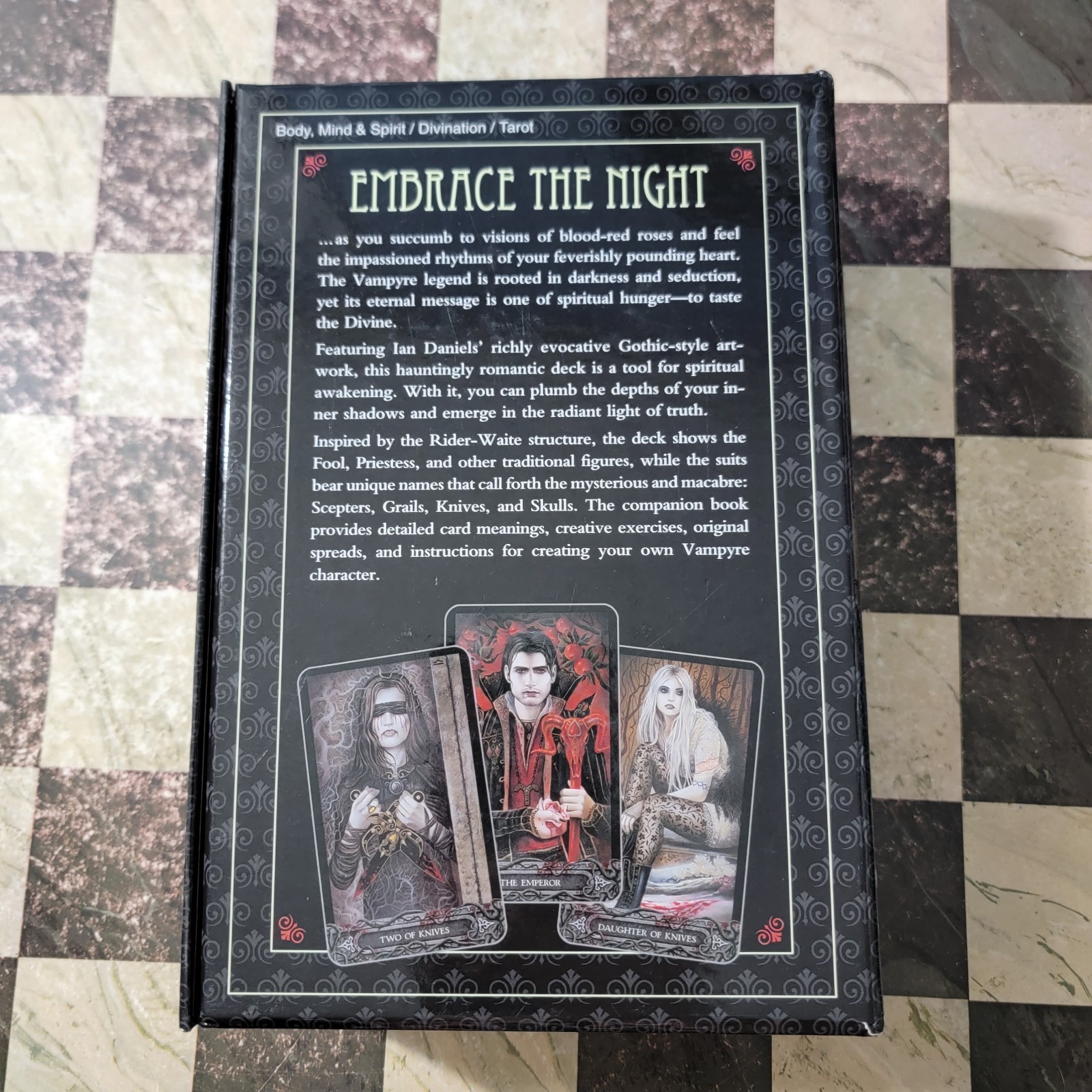 Tarot of Vampyres by Ian Daniels (2010, Cards,Flash Cards) Box Damage