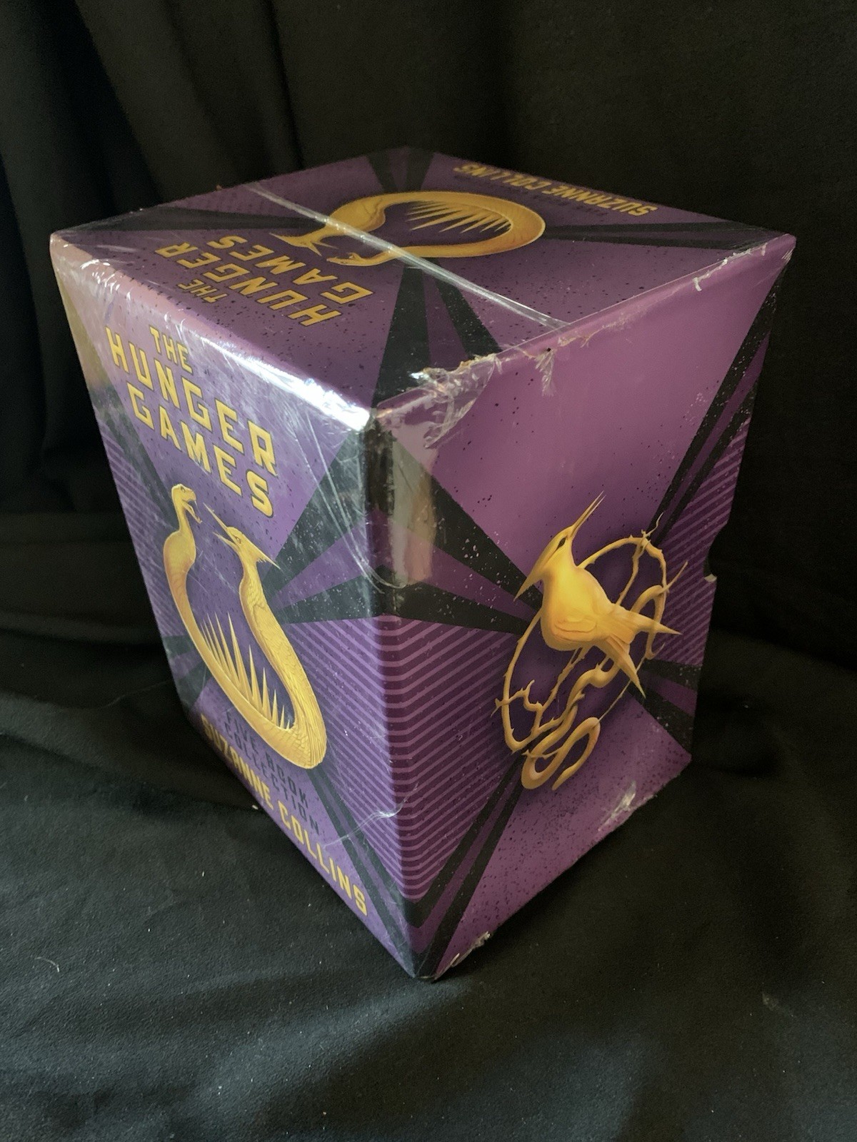 NEW CLEAN! Hunger Games 5-Book Hardcover Box Set Suzanne Collins FRESH! SEALED!