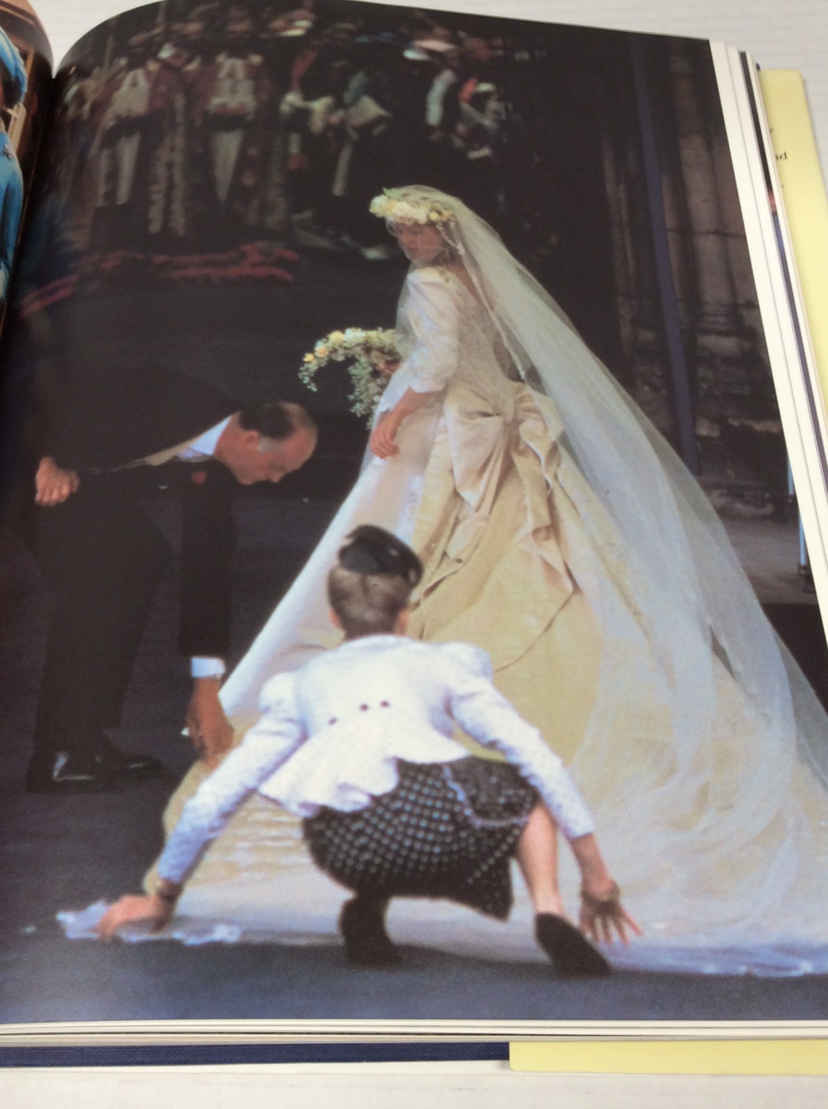 ROYALTY IN VOGUE Josephine Ross Illustrated HC 1989