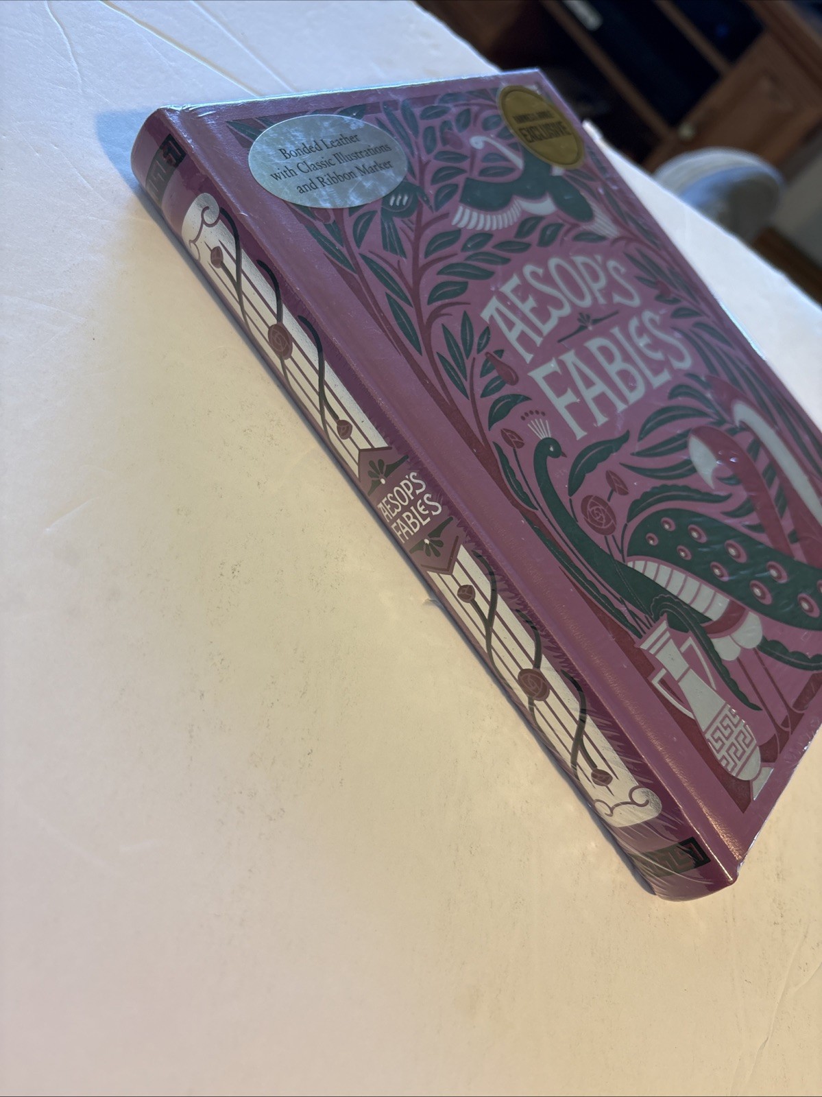 AESOP’S FABLES Leather Bound Collectible Edition, Brand New (Factory Sealed)