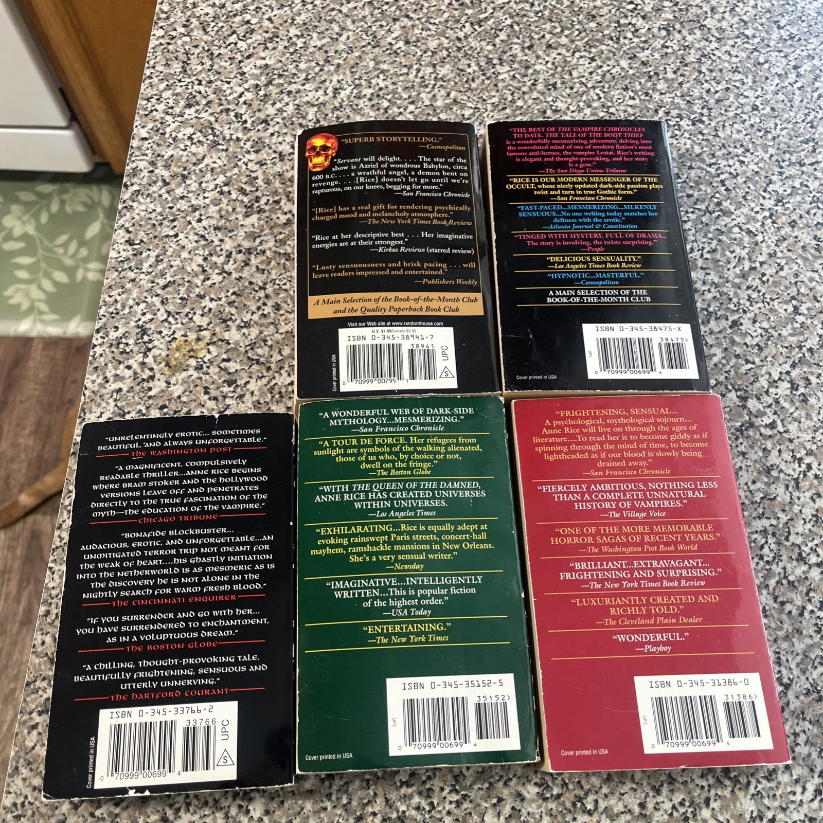 5 Anne Rice Vampire Chronicles Soft Back Book Set