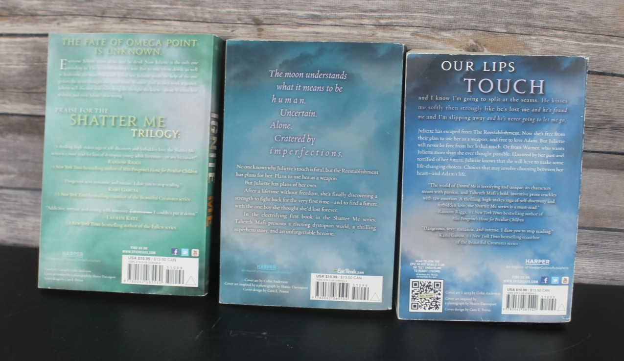 Shatter Me Series 3 Books Shatter Me Unravel Me Ignite Me Paperback Books VG
