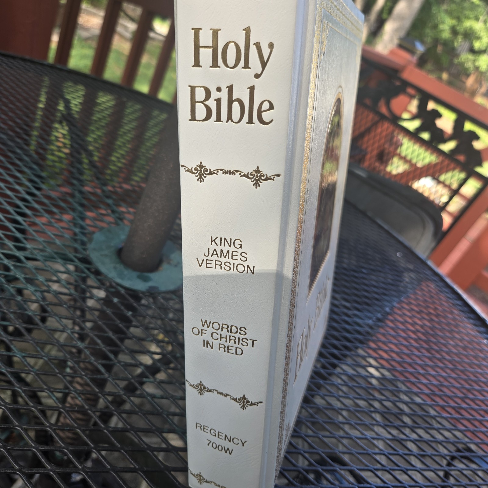 Vintage 1971 Holy Bible Regency King James Version Red Letter White Gold EUC 🙏