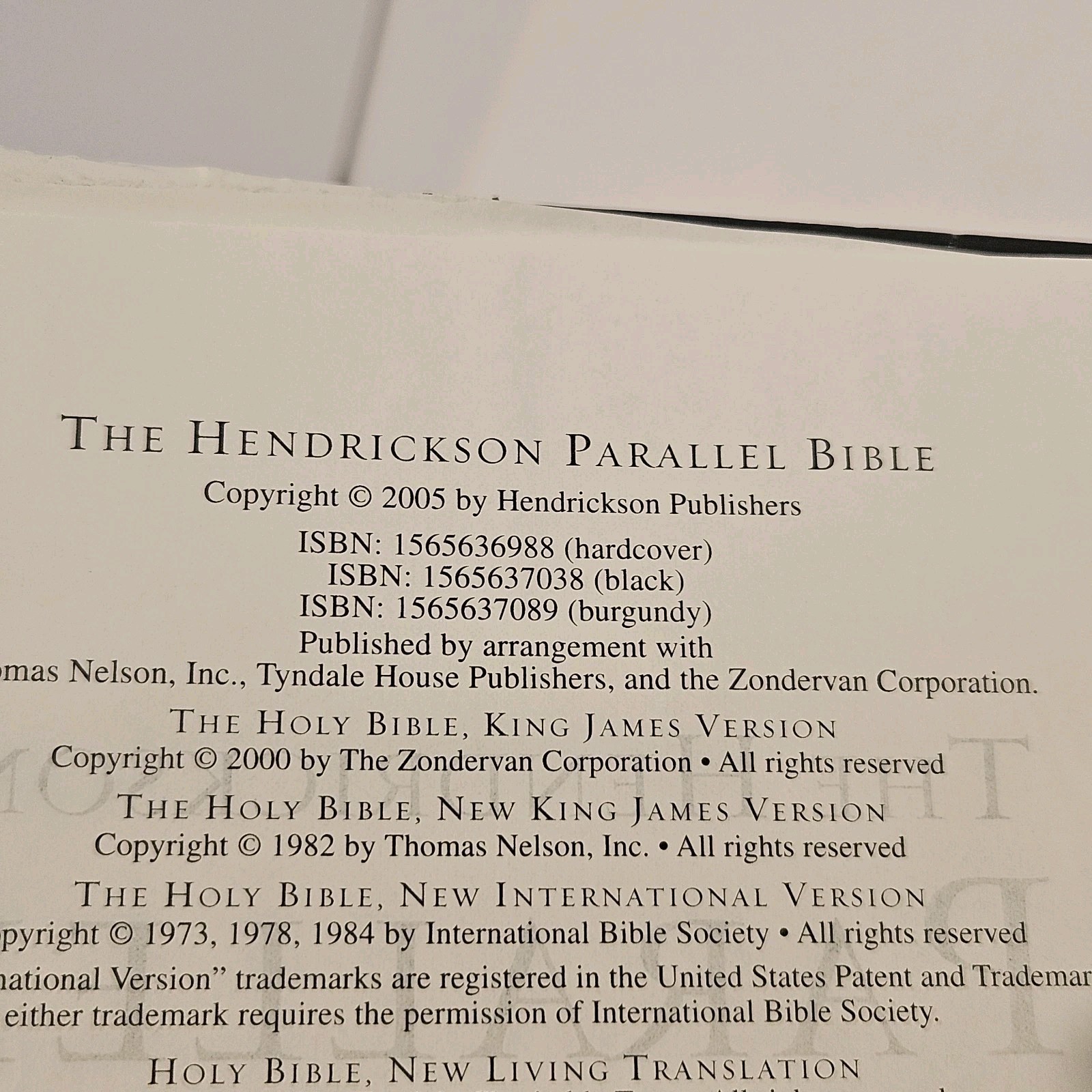 The Hendrickson Parallel Bible KJV NKJV NIV NLT Comparison 2005 Hardcover