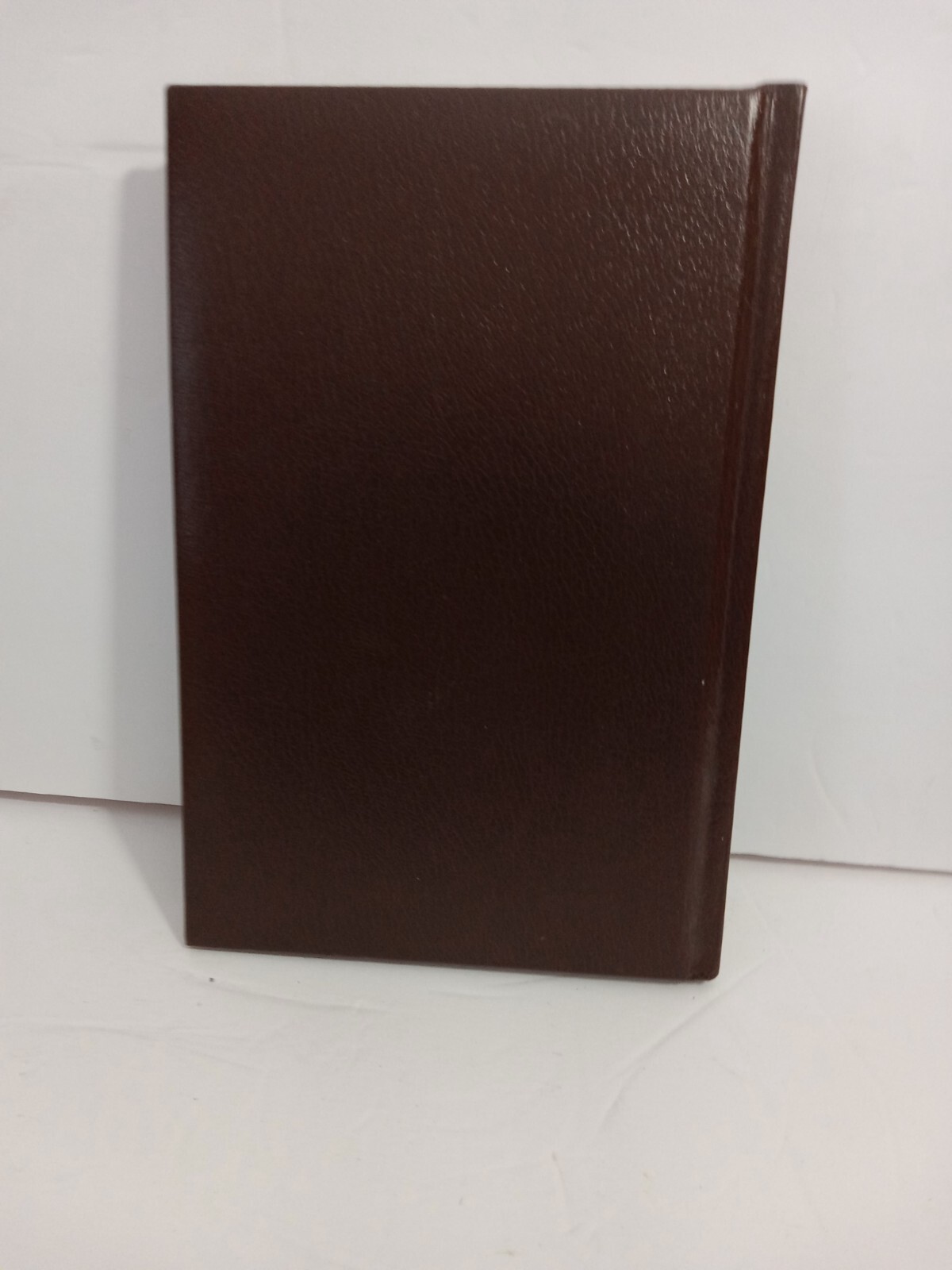 Silver Canyon, By Louis L’Amour, Leatherette Hardcover, Bantam Books, 164 pages