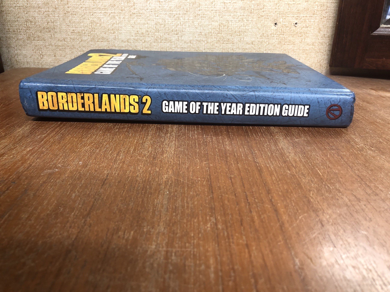 Borderlands 2 Game of the Year Edition Strategy Guide Book