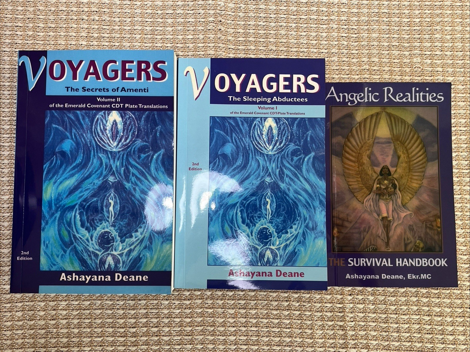 5 Books, Voyagers Vol I 1 ,II 2 & Angelic Realities + Level 1 , 2, 3