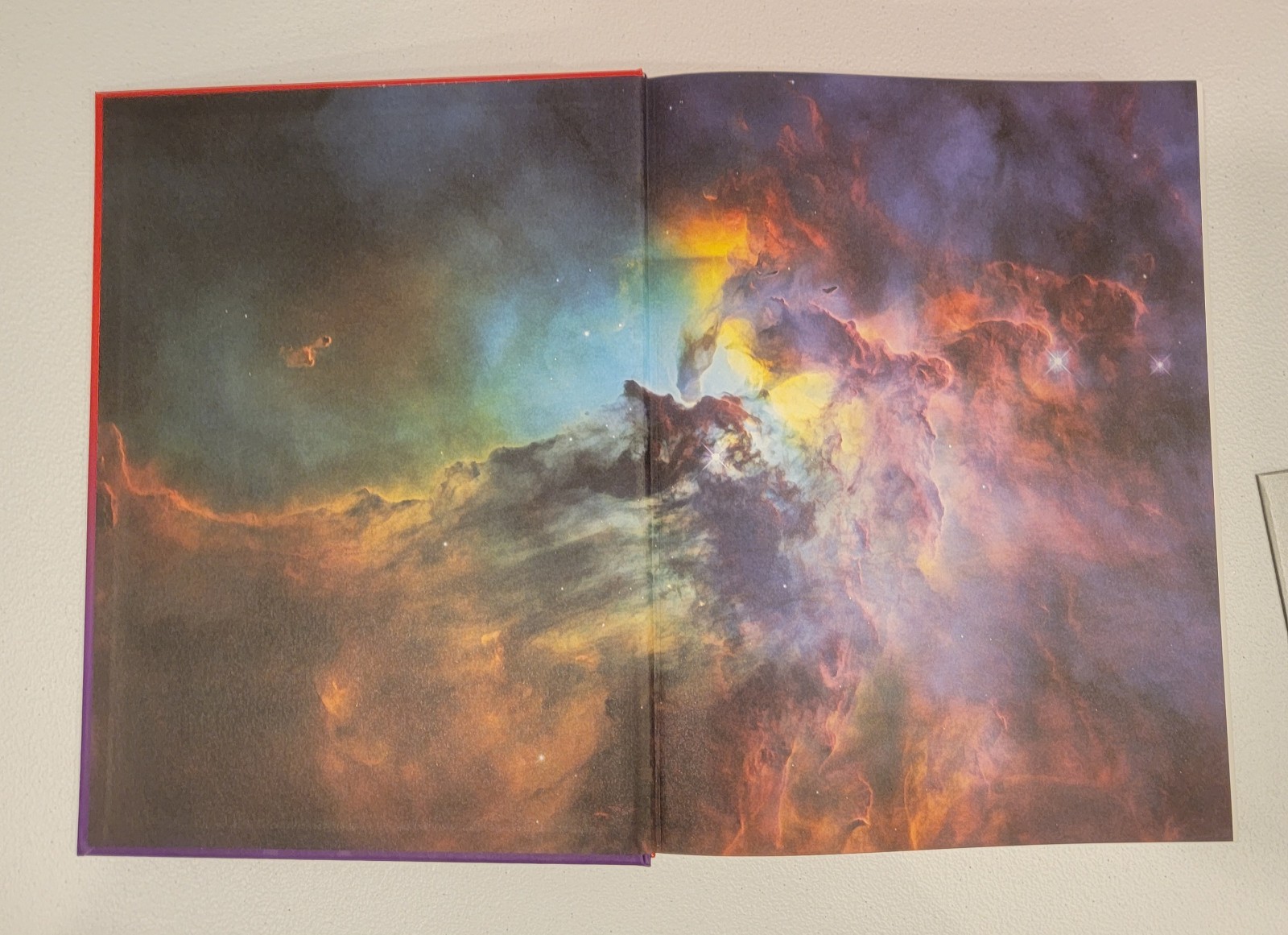 Transformers Legacy Book: The Art of Transformers Packaging + Visual Guide Book