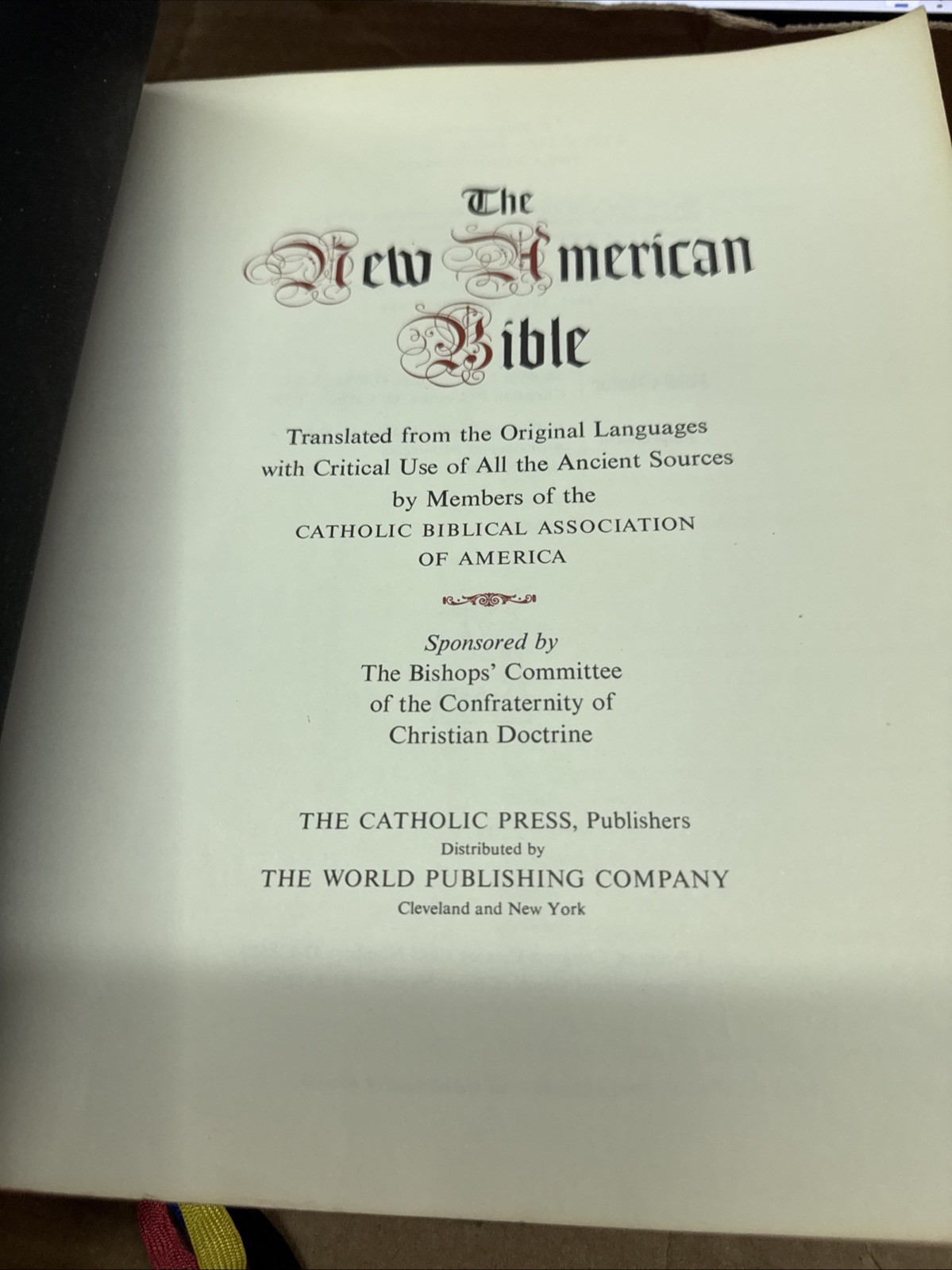 Holy Bible New American Bible NAB Catholic Press World Paperback 1970 1st Ed