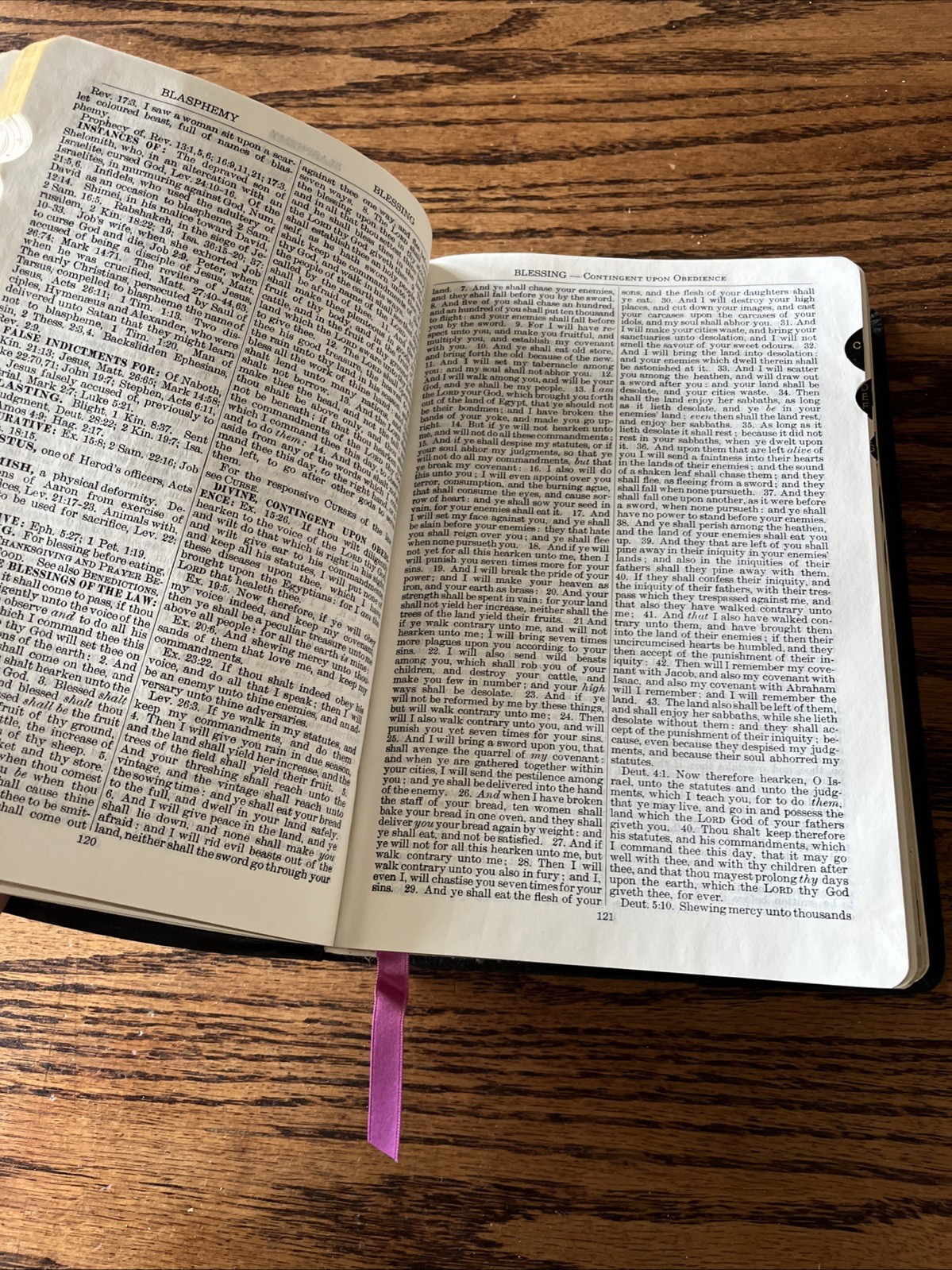 Nave’s Topical Bible Digest Black Leather Bound Thumb Indexed 1962 Southwestern