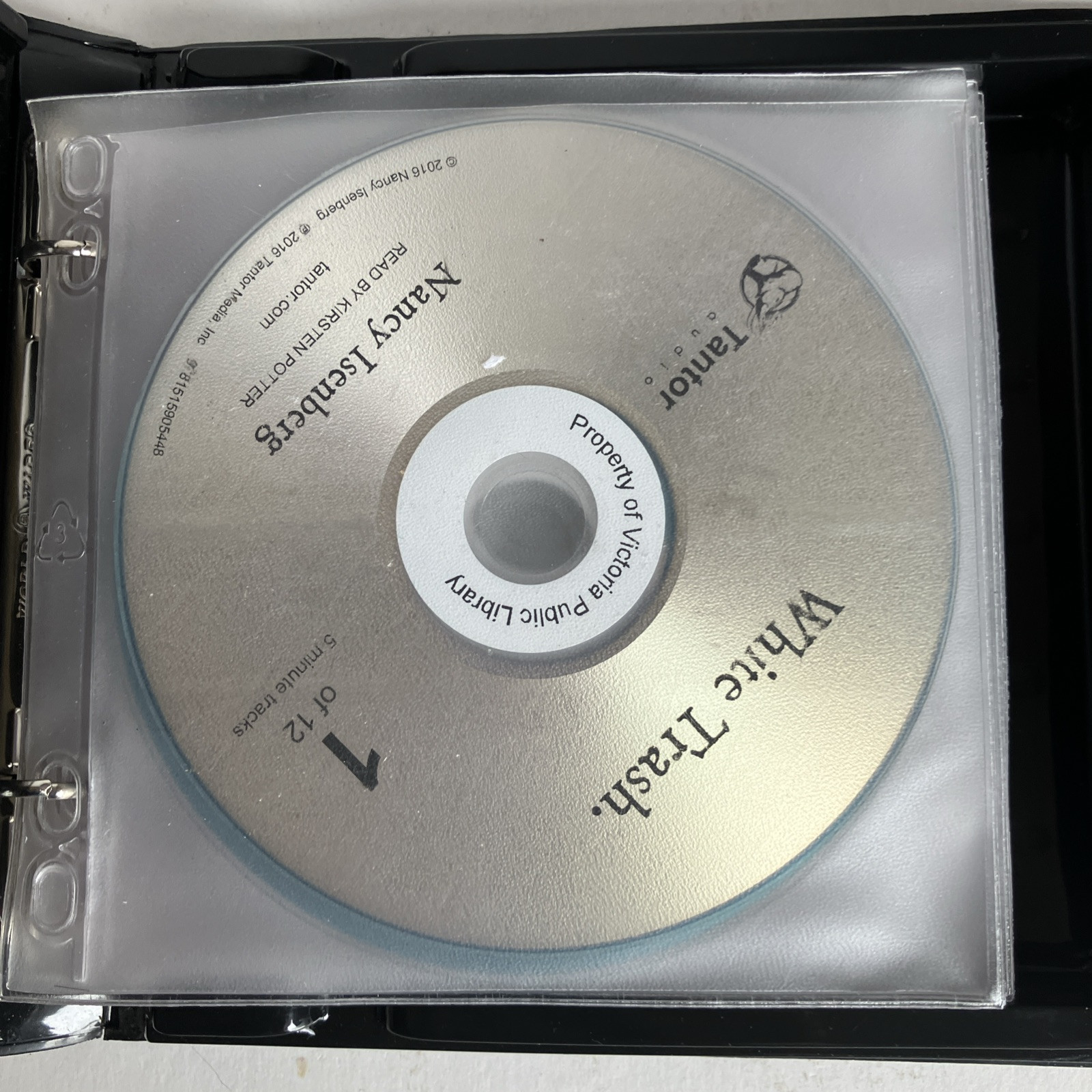 White Trash: The 400-Year Untold – Audio, by Isenberg Nancy – Very Good Rare