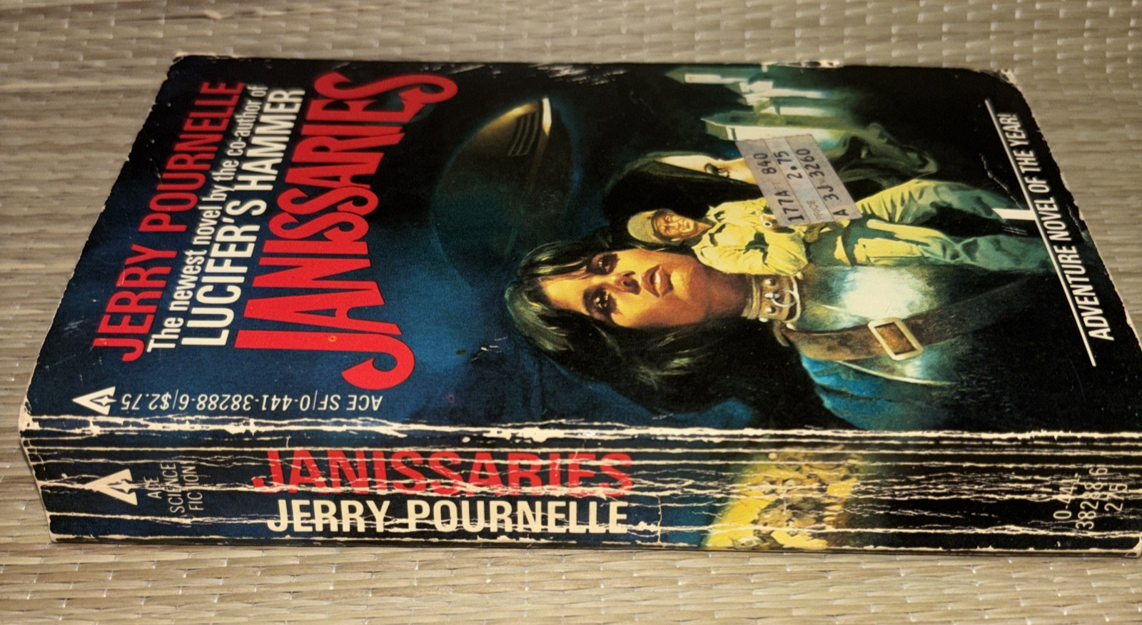 Mixed Lot of 32 PBs SCI-FI, Fantasy, Adventure, Novelization, Gremlins, VTG GOOD