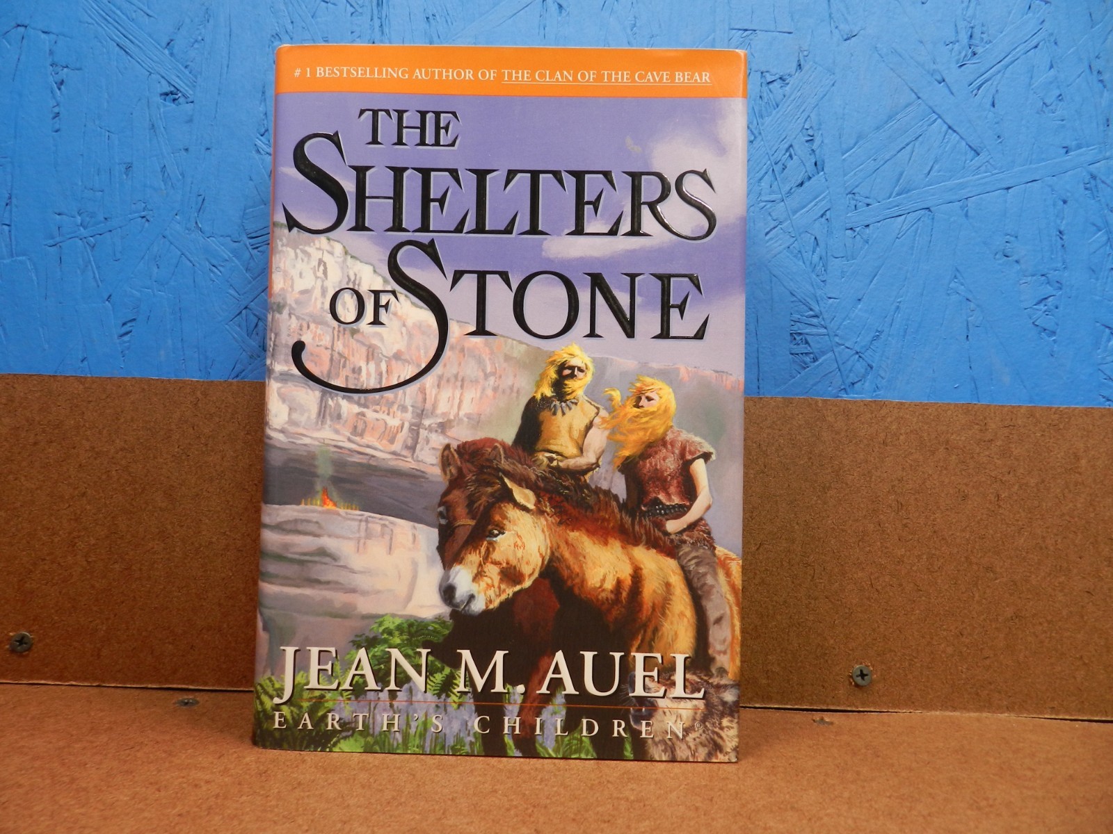 Jean M. Auel CLAN OF THE CAVE BEAR, PLAINS OF PASSAGE & SHELTERS OF STONE EUC
