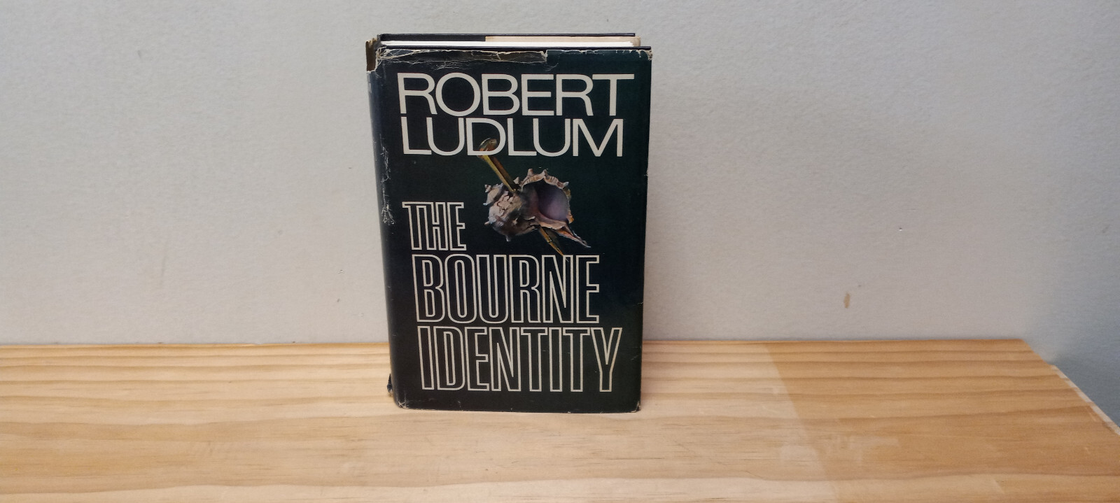 Robert Ludlum 1st EdThe Bourne Identity,The Parsifal Mosaic,The Bourne Ultimatum