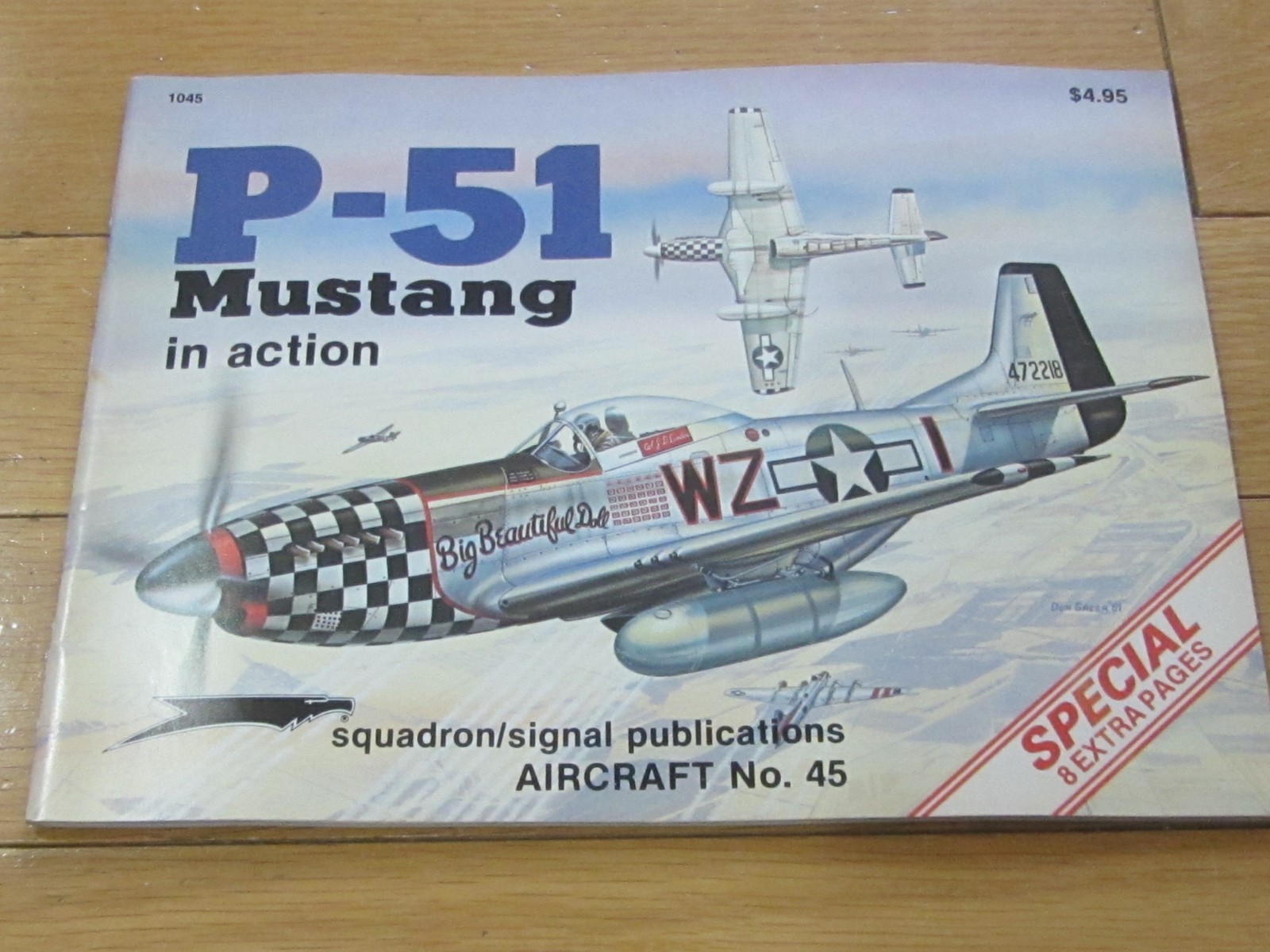 P-51 Mustang in Action. Squadron. Soft Cover. 58 pages (Special)! MINT & COOL!