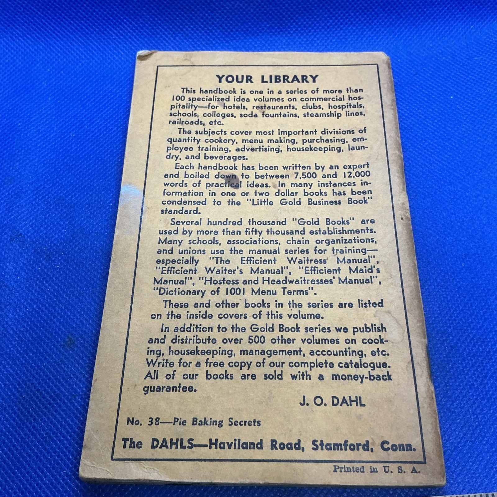 Pie Baking Secrets #38 Hospitality Pocket Book SC Dahl Alice Easton Rare & HTF