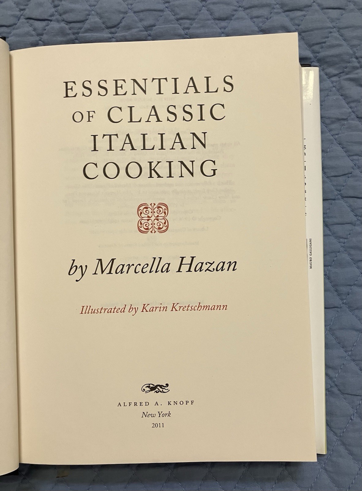 Nice Marcella Hazan 1992/2011 Essentials of Classic Italian Cooking HC 3rd Print