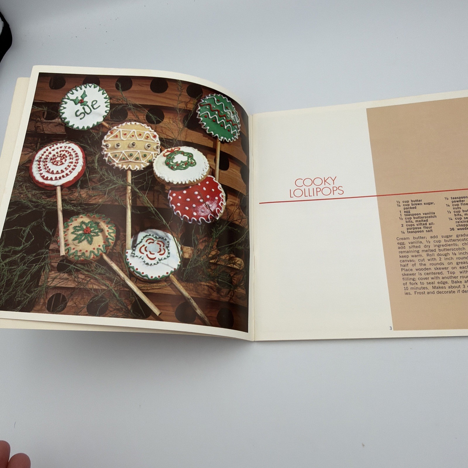 1968 WE Energies Cookie Book Wisconsin Electric Cooky Book Christmas Recipes