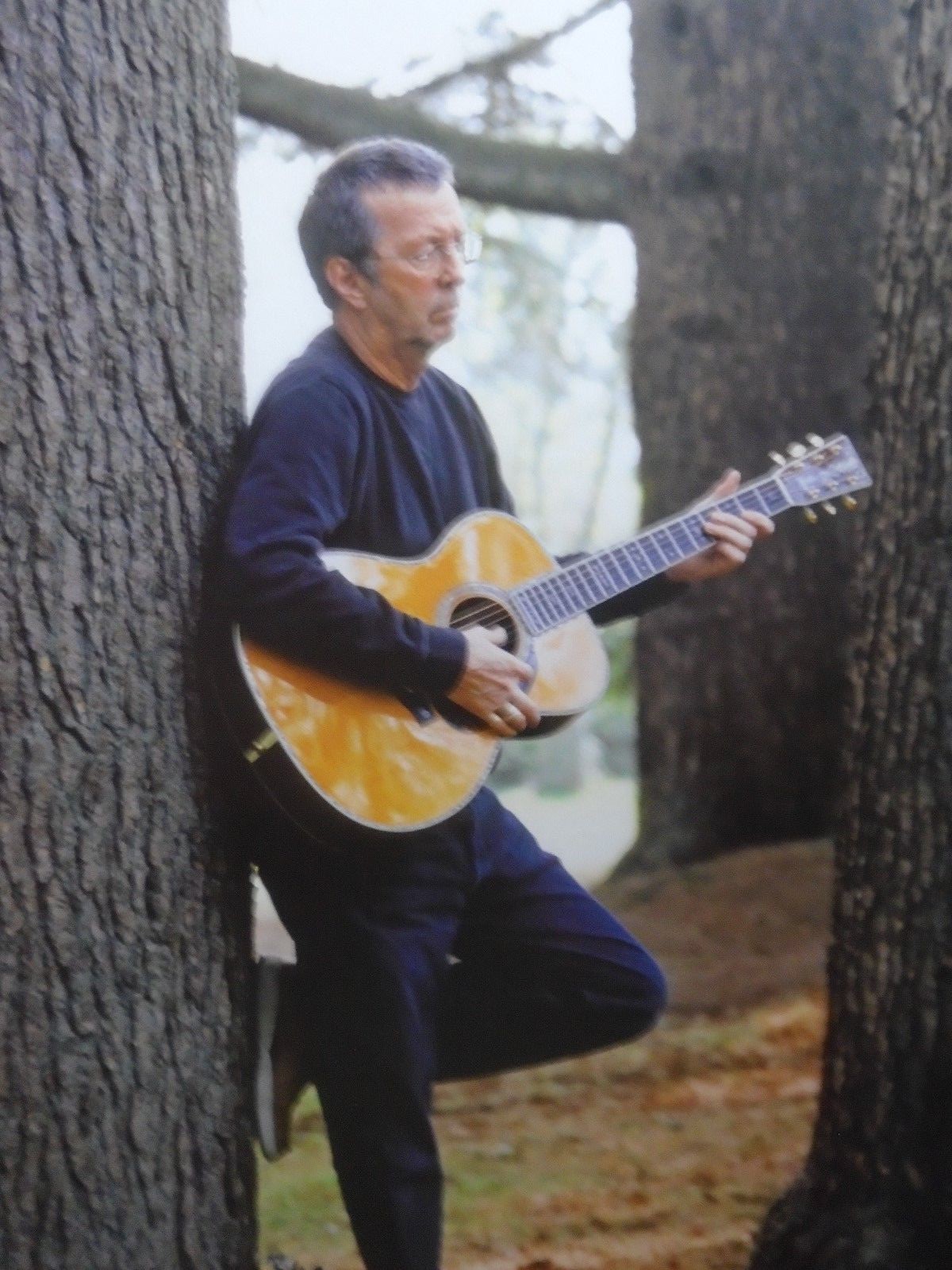 CLAPTON THE ULTIMATE ILLUSTRATED HISTORY HARDCOVER BY CHRIS WELCH 2011