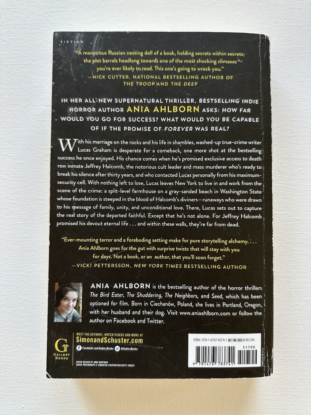 Within These Walls By Ania Ahlborn – Horror Paperback Novel – Like New