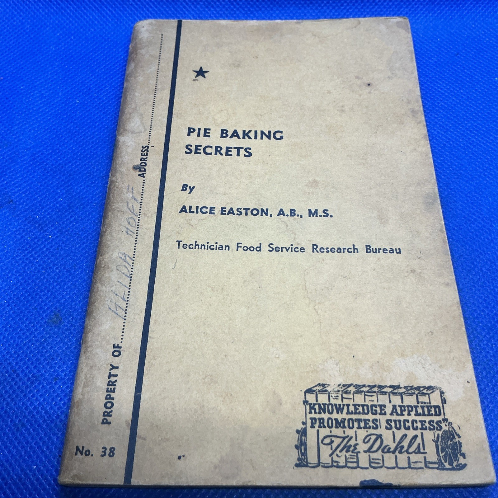 Pie Baking Secrets #38 Hospitality Pocket Book SC Dahl Alice Easton Rare & HTF