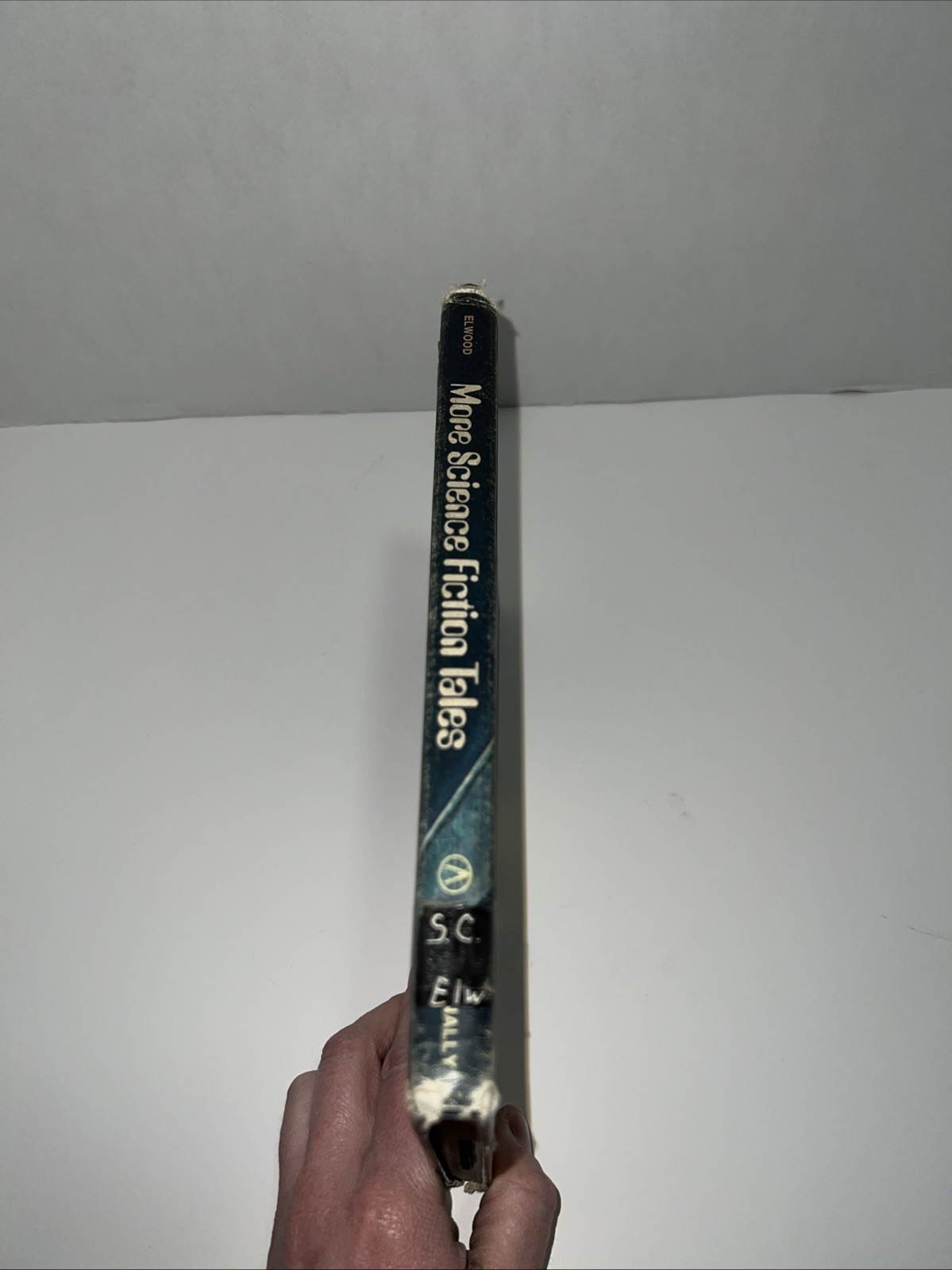 More Science Fiction Tales Crystal Creatures, Bird-Things, and Other Weirdies