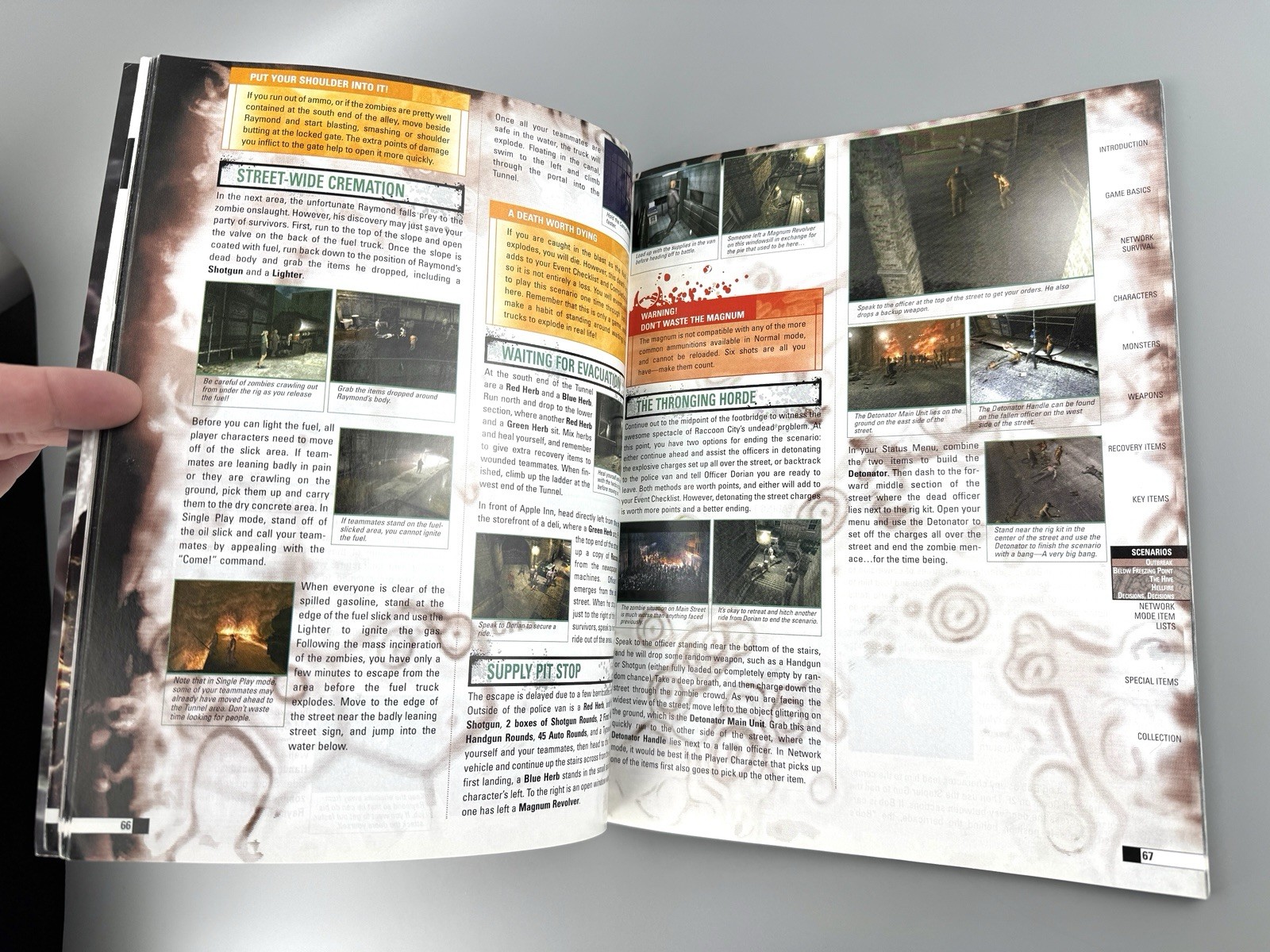 Resident Evil: Outbreak Official Strategy Guide BradyGames Capcom Paperback 2004