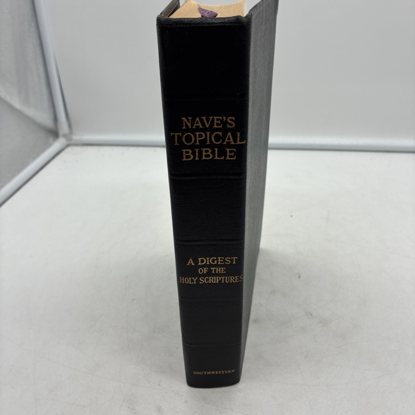 Nave’s Topical Bible 1962, Southwestern, Indexed, Leather Very Good Condition