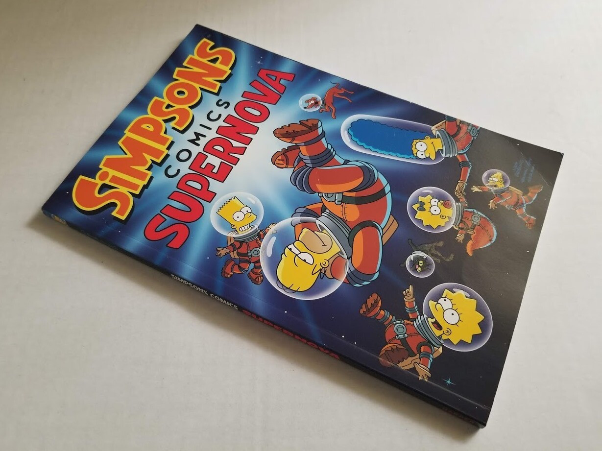 Simpsons Comics Supernova by Matt Groening (2012, Paperback)