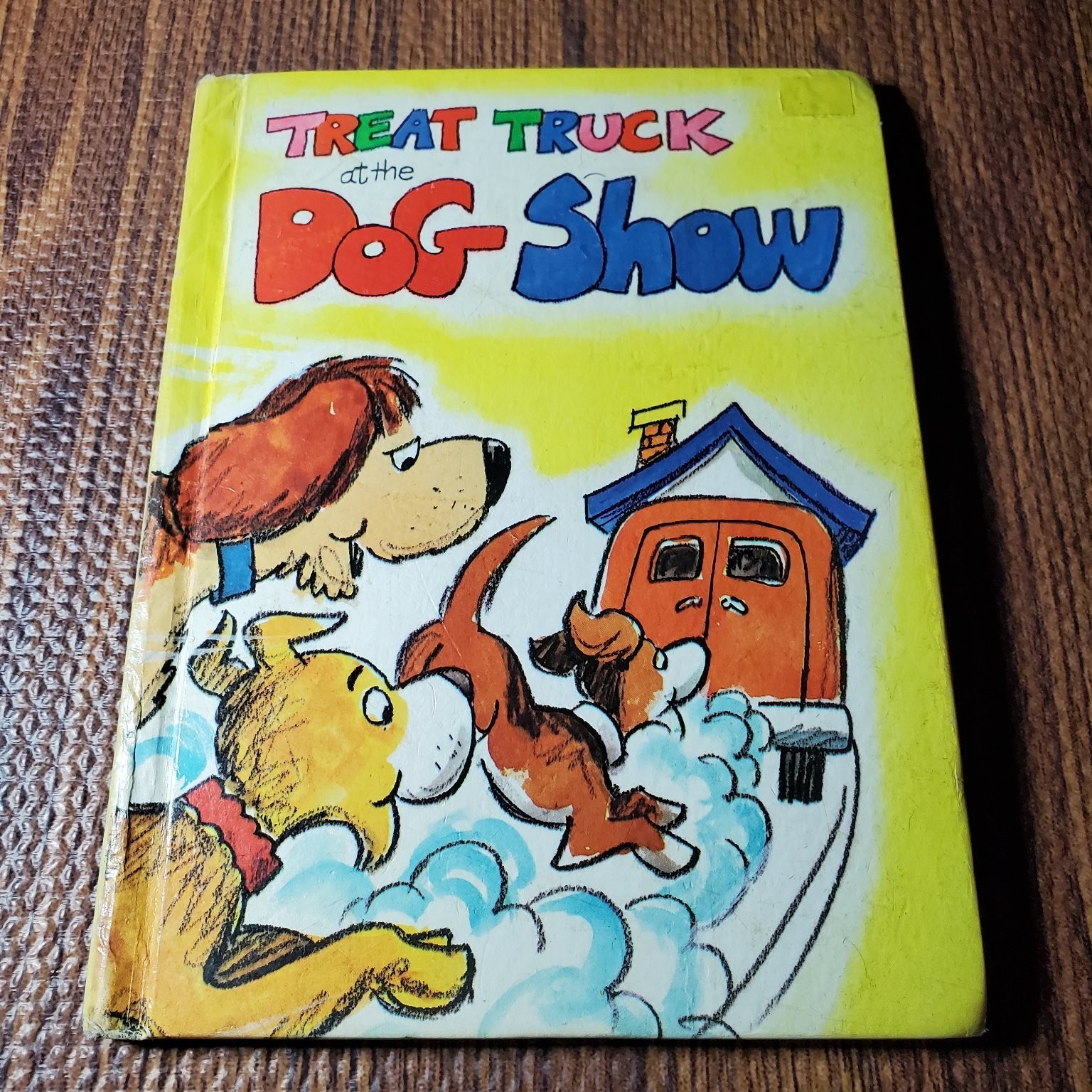 Treat Truck and the Dog Show Harrington 1974 Illustrated Children’s Book Benefic