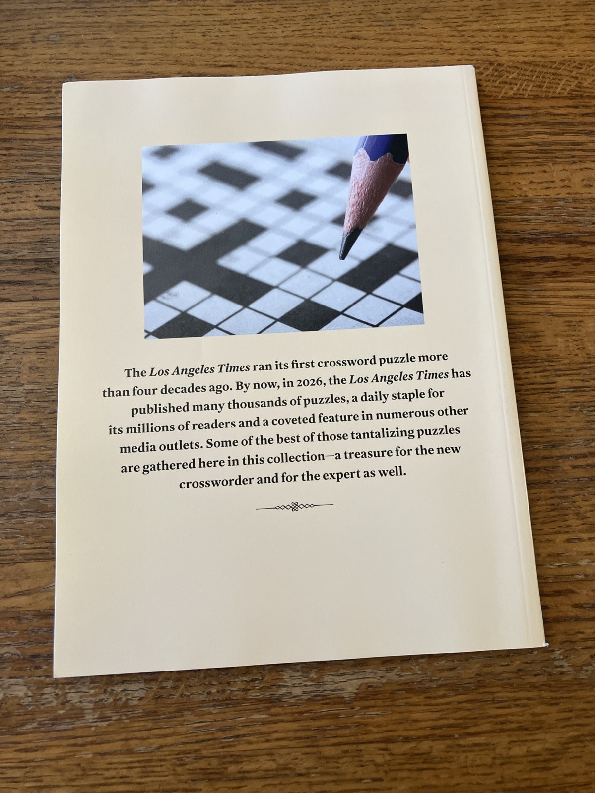 Crossword Puzzles by LA Times – 114 Puzzles With 36 Minis – Easy to Difficult