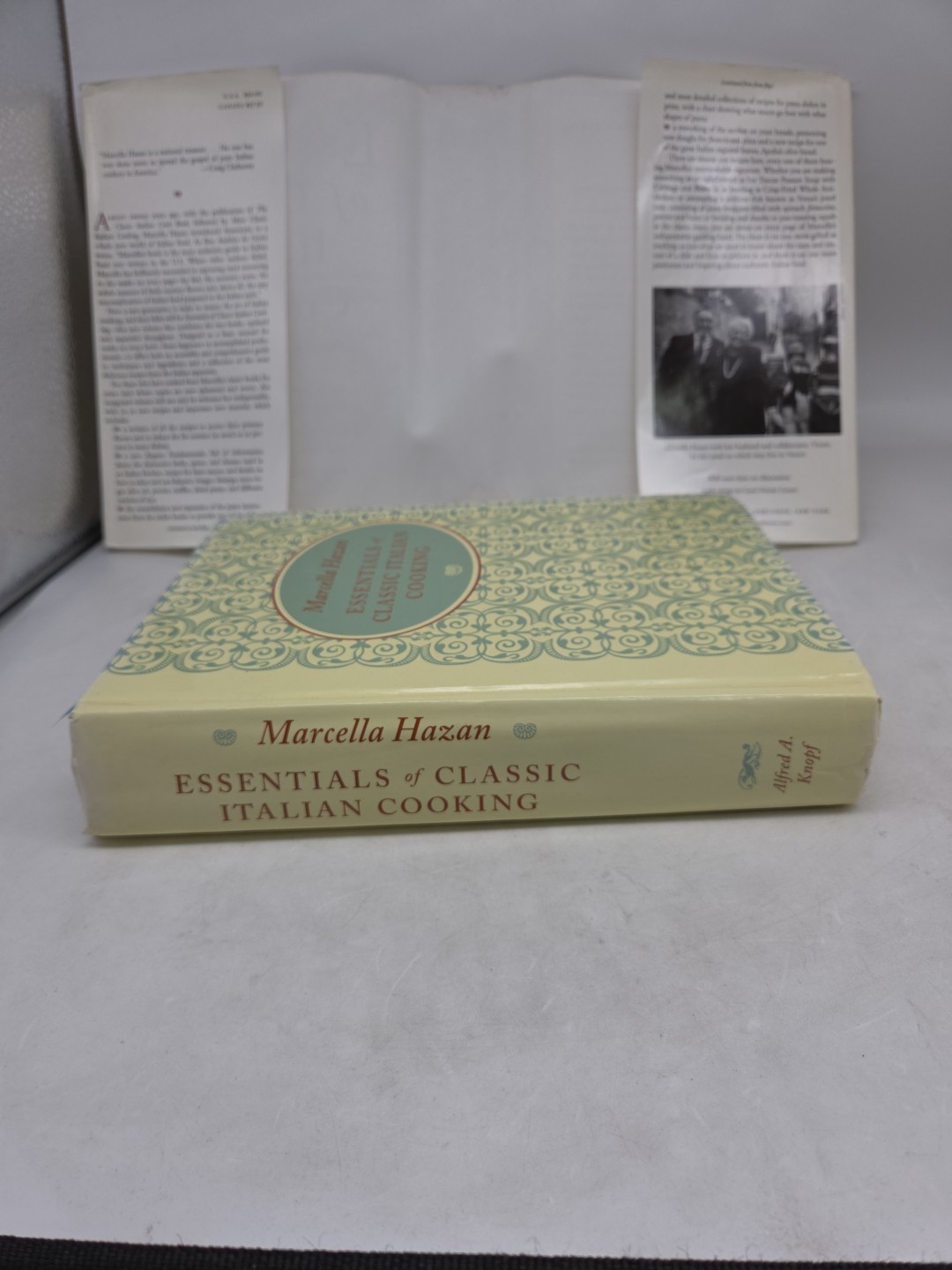 Marcella Hazan Essentials of Classic Italian Cooking (2000, LATER PRINT, HCDJ)
