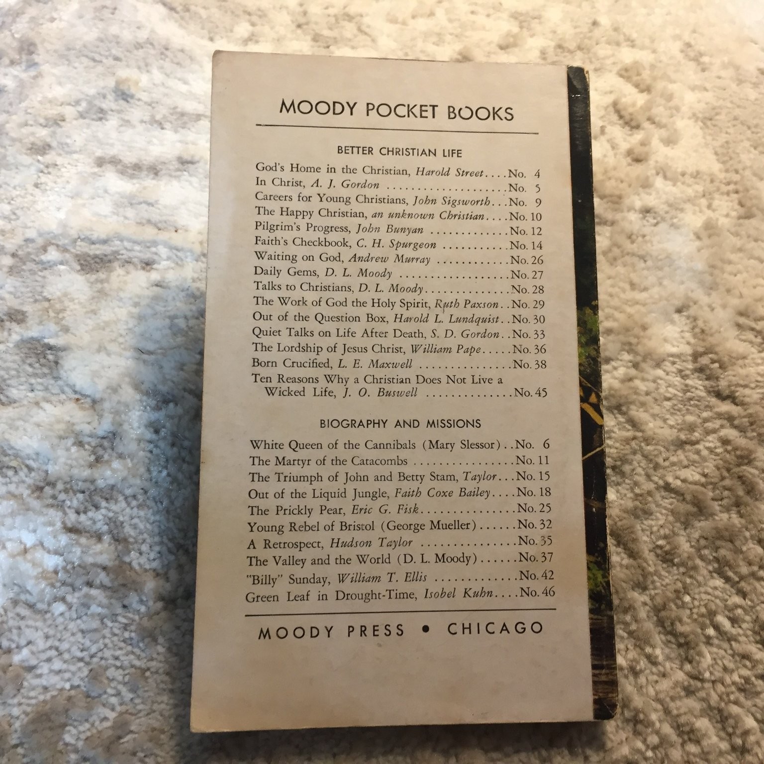 White Queen of the Cannibals A.J. Bueltmann Moody Press Classic Biography