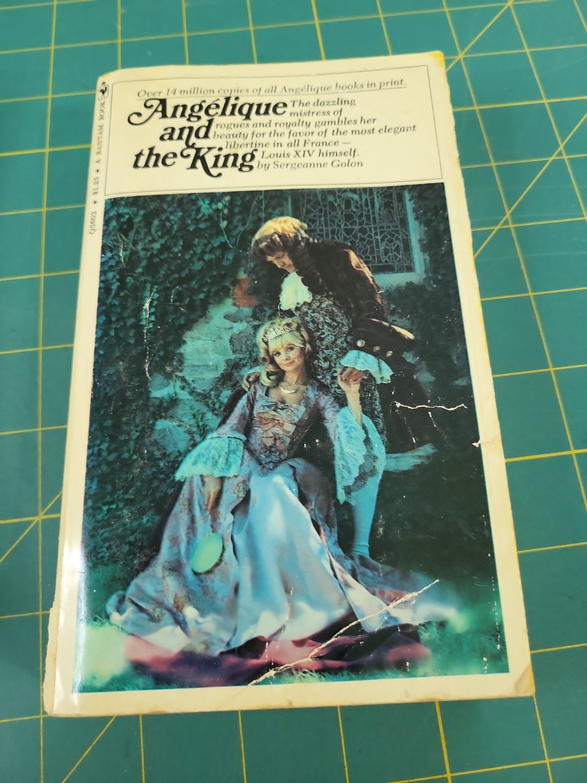 Lot Of 8 Sergeane Golon Pb Books Angelique “SEE PHOTOS”