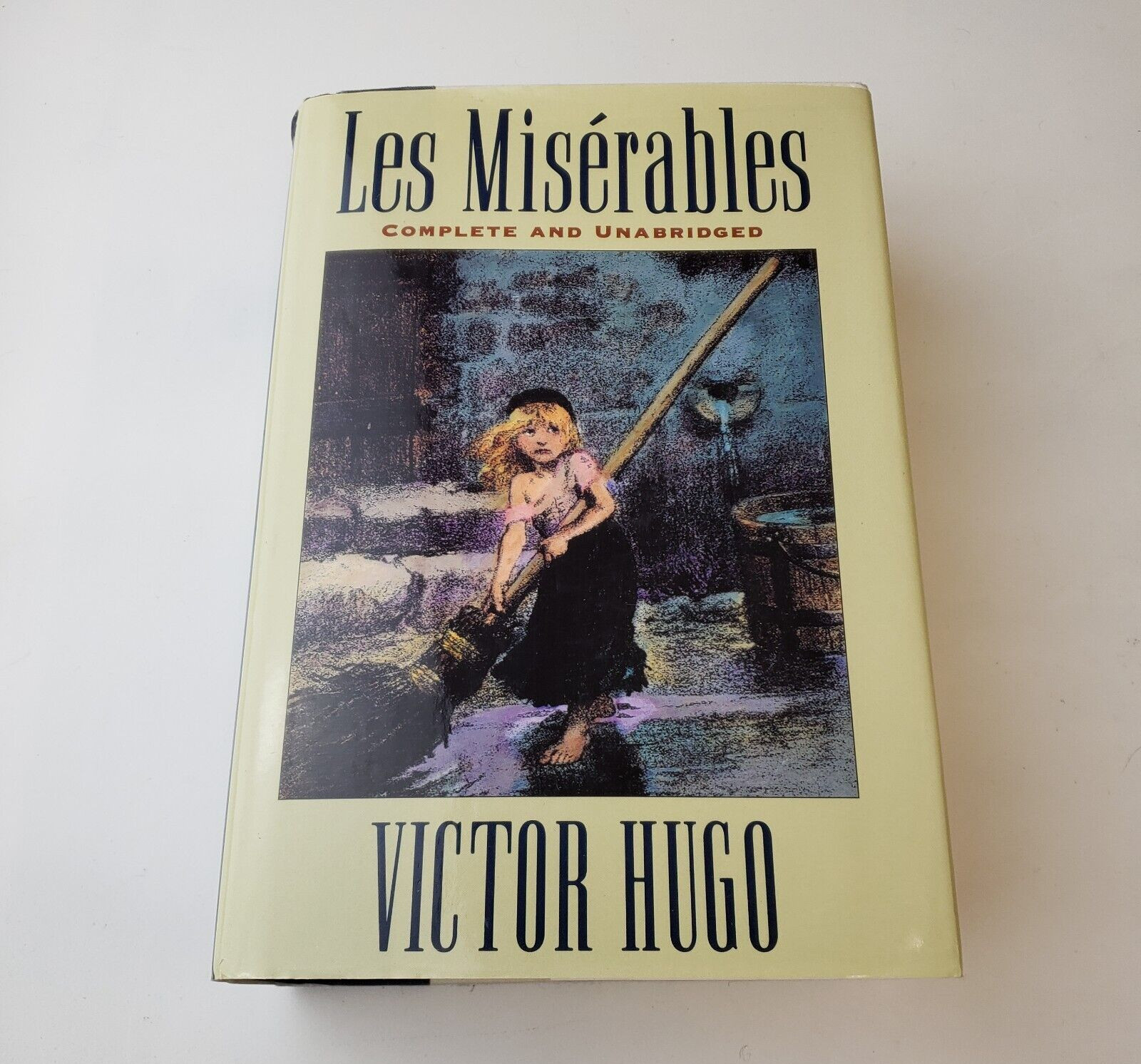 Les Misérables Victor Hugo Hardcover 1996 Unabridged Dust Jacket Classic Novel