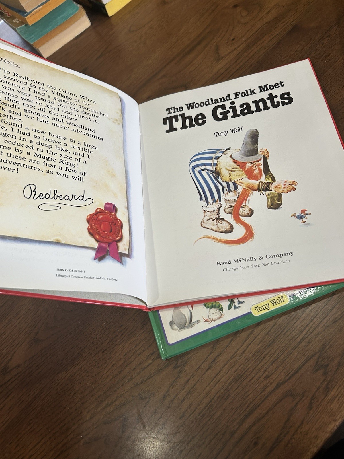 5 The Woodland Folk Meet Gnomes, Elves, Fairyland, Giants & Dragonland Tony Wolf