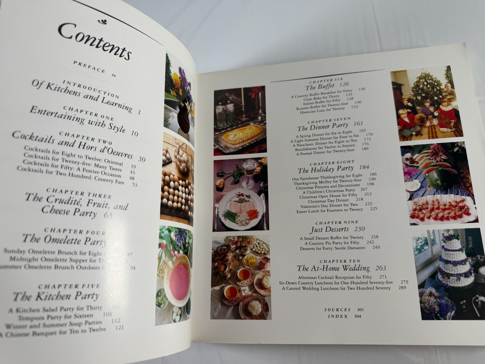 Entertaining by Martha Stewart 1982 First Paperback Edition – Cookbook, Ideas