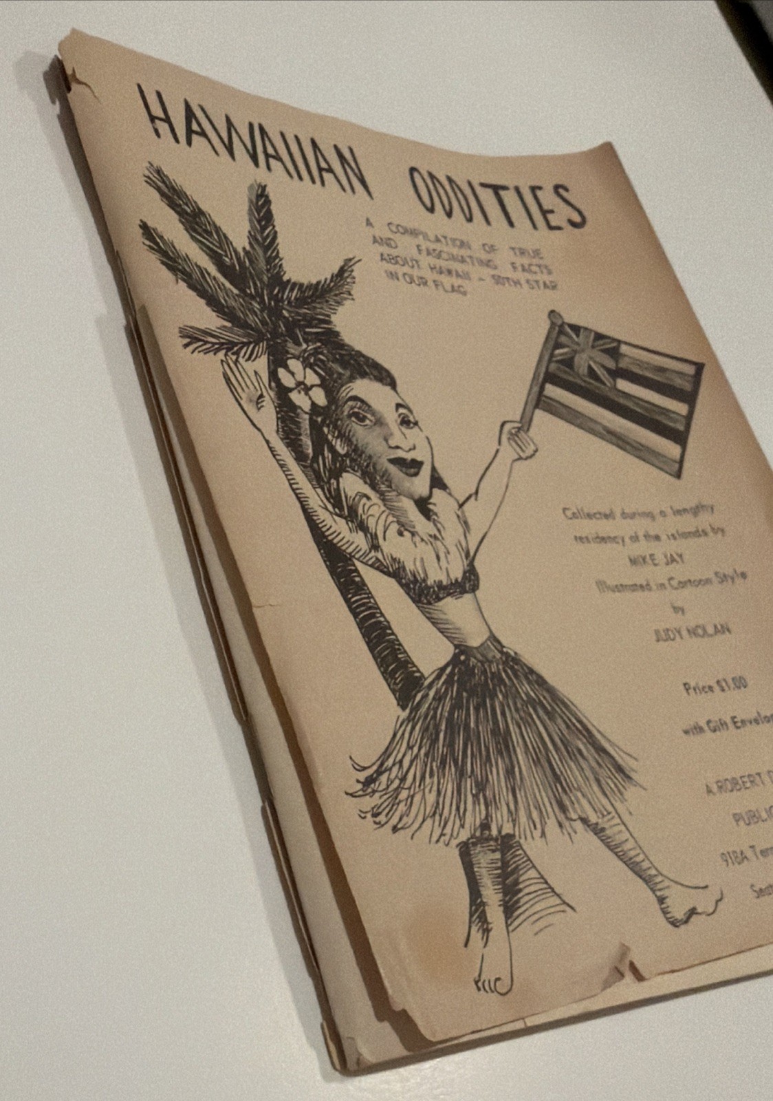 Rare 1959 Booklet, Hawaiian Oddities, by Mike Jay. Illus by Judy Nolan. 82 Pages