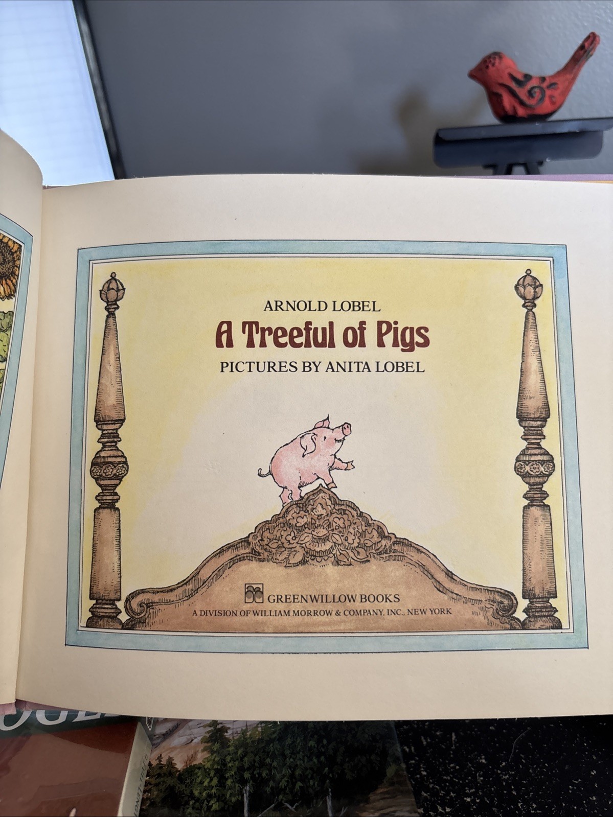 A Treeful of Pigs (Author :Arnold Lobel and Anita Lobel) – Hardcover – GOOD 1979