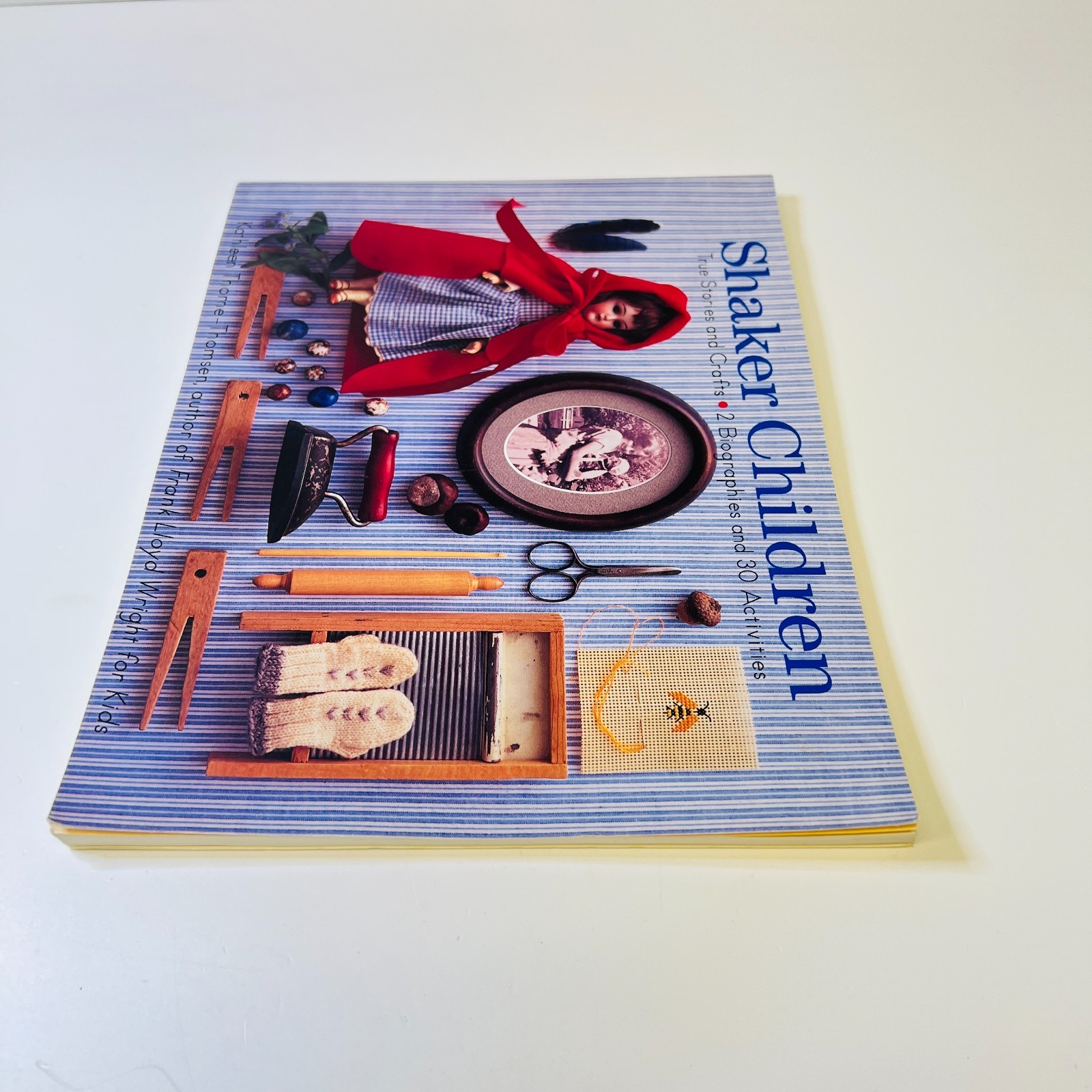 Shaker Children: True Stories and Crafts – Paperback