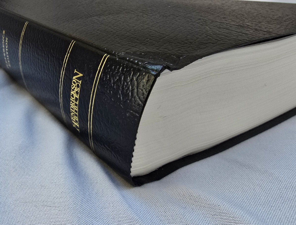 King James Version Reference Edition Black Bonded Leather Holy Bible 9×5.5 2022