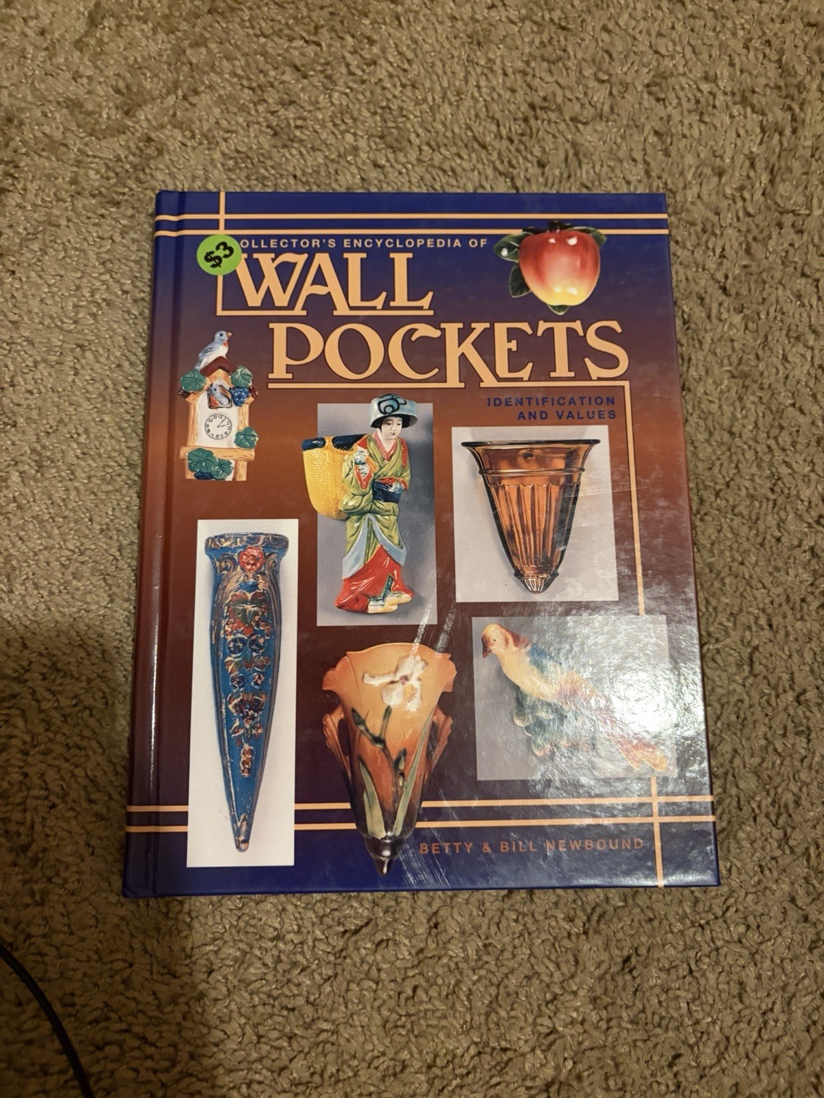 Collector’s Encyclopedia of Roseville Pottery Volume 1 Revised Edition 2001