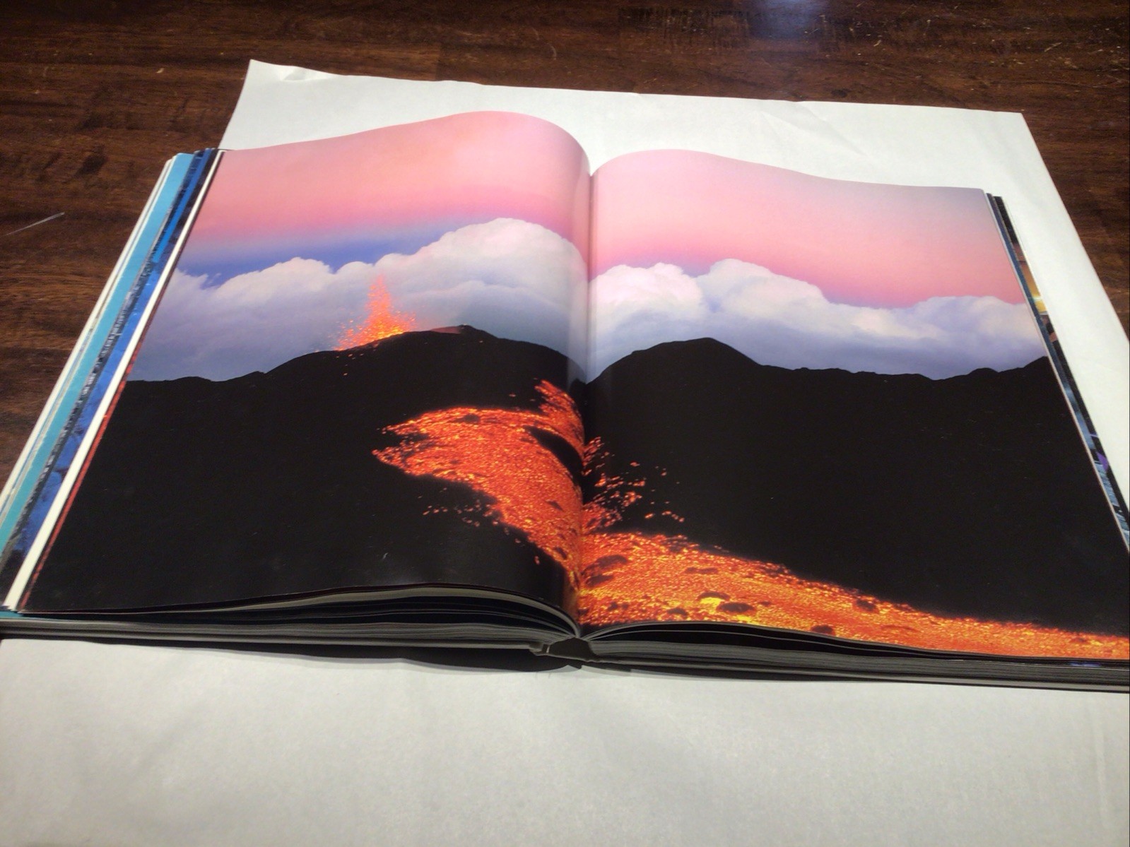 Volcanoes by Jacques Durieux (2002, Hardcover) Ex- Library Copy