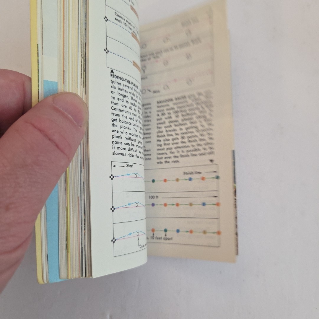 Bicycling: A Golden Guide Book PB ~1972 Small Golden Press 🚲 1st Print
